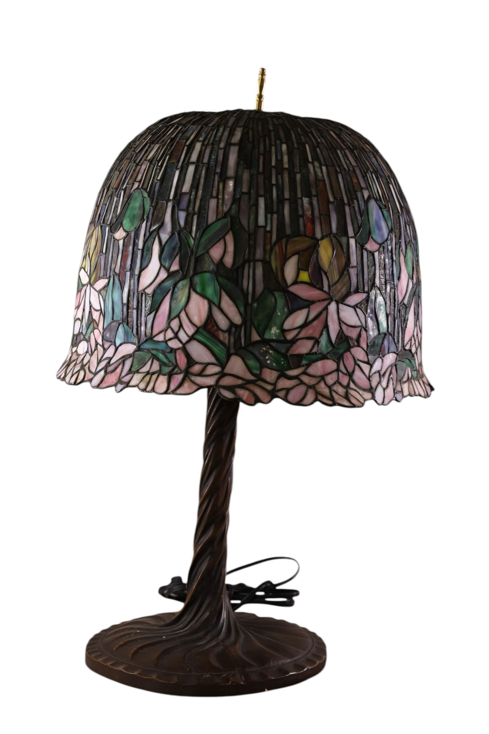 LEADED GLASS TABLE LAMP (1 of 2)