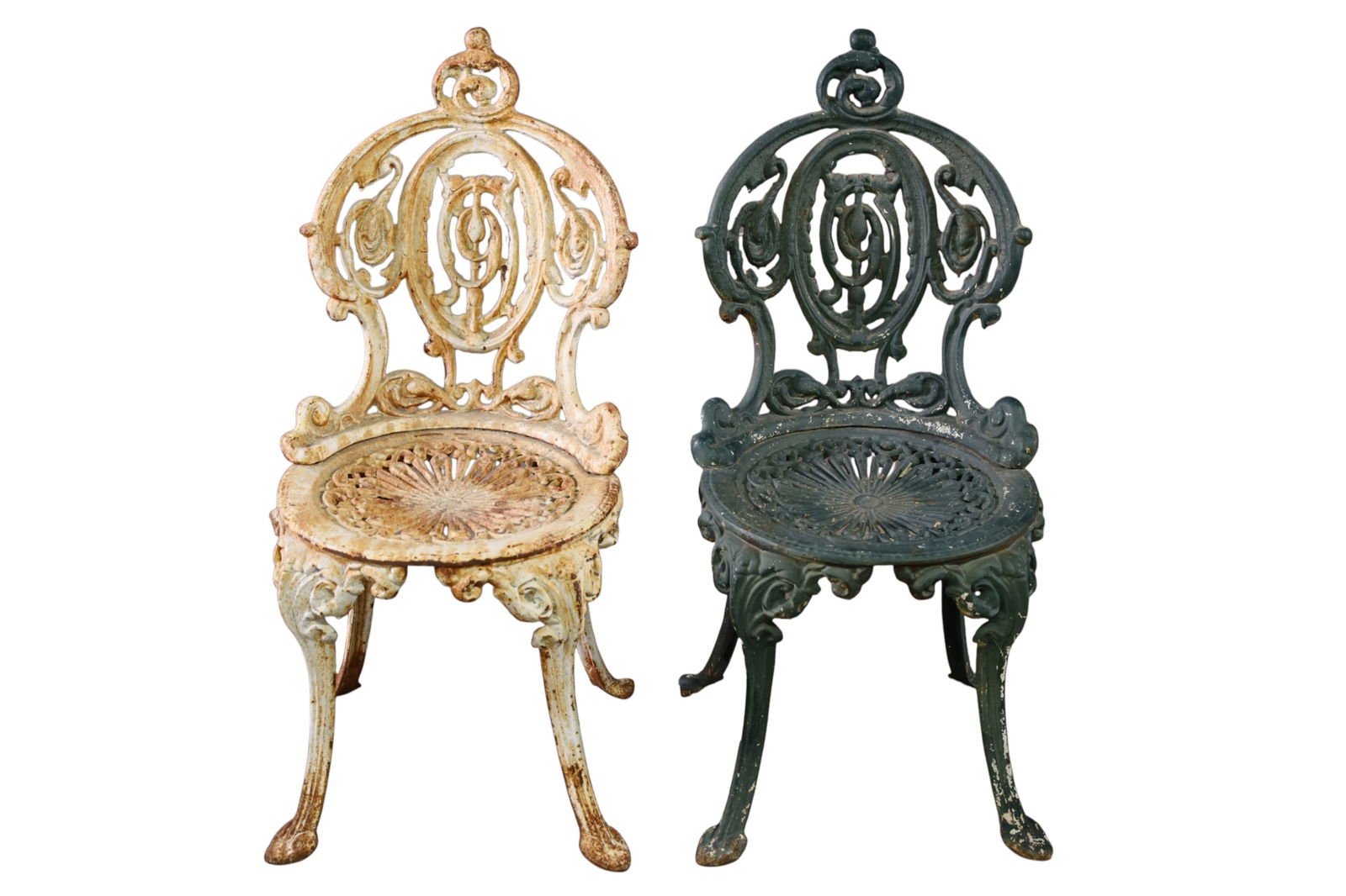 2 IRON GARDEN CHAIRS: VICTORIAN IRON GARDEN CHAIRS, PAINTED FINISH PAINT LOSS AND RUST. 14" W x 14 D x 32" H. THIS ITEM EXCEEDS SIZE LIMITATIONS FOR IN HOUSE SHIPPING, MUST BE PICKED UP IN HOUSE OR SHIPPED VIA 3rd 