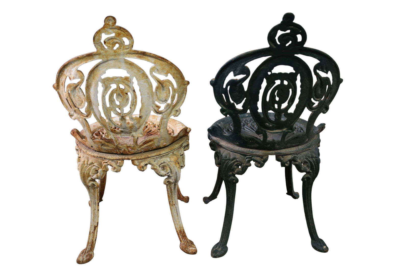 2 IRON GARDEN CHAIRS - 4