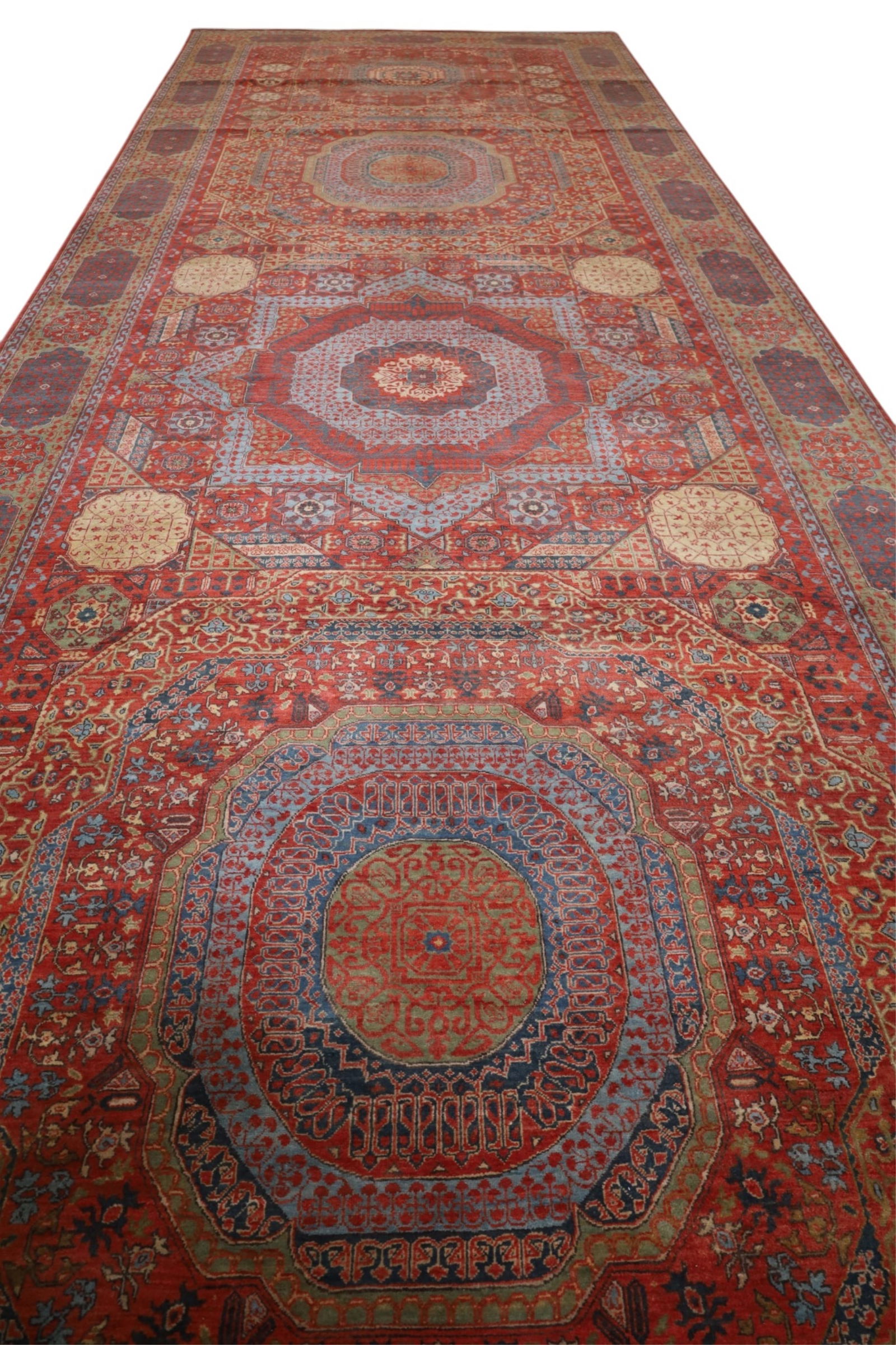 APPROX 7' 7" x 25' HANDMADE WOOL RUG (1 of 6)
