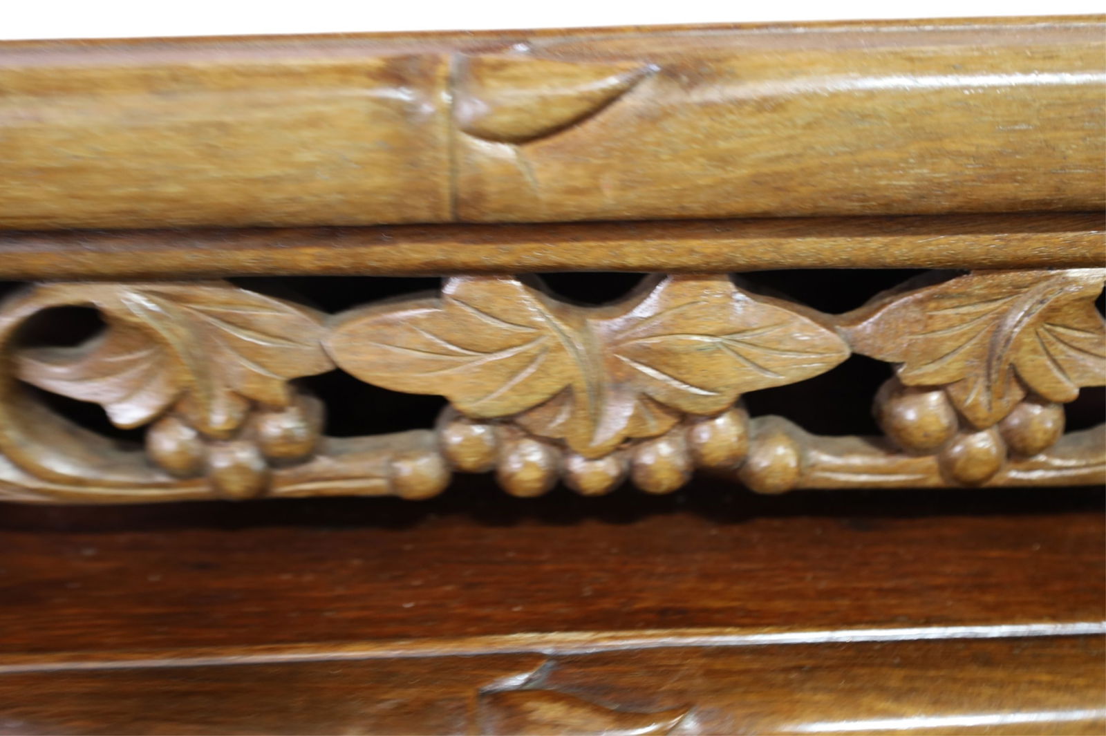 CHINESE NESTING TABLES - 3