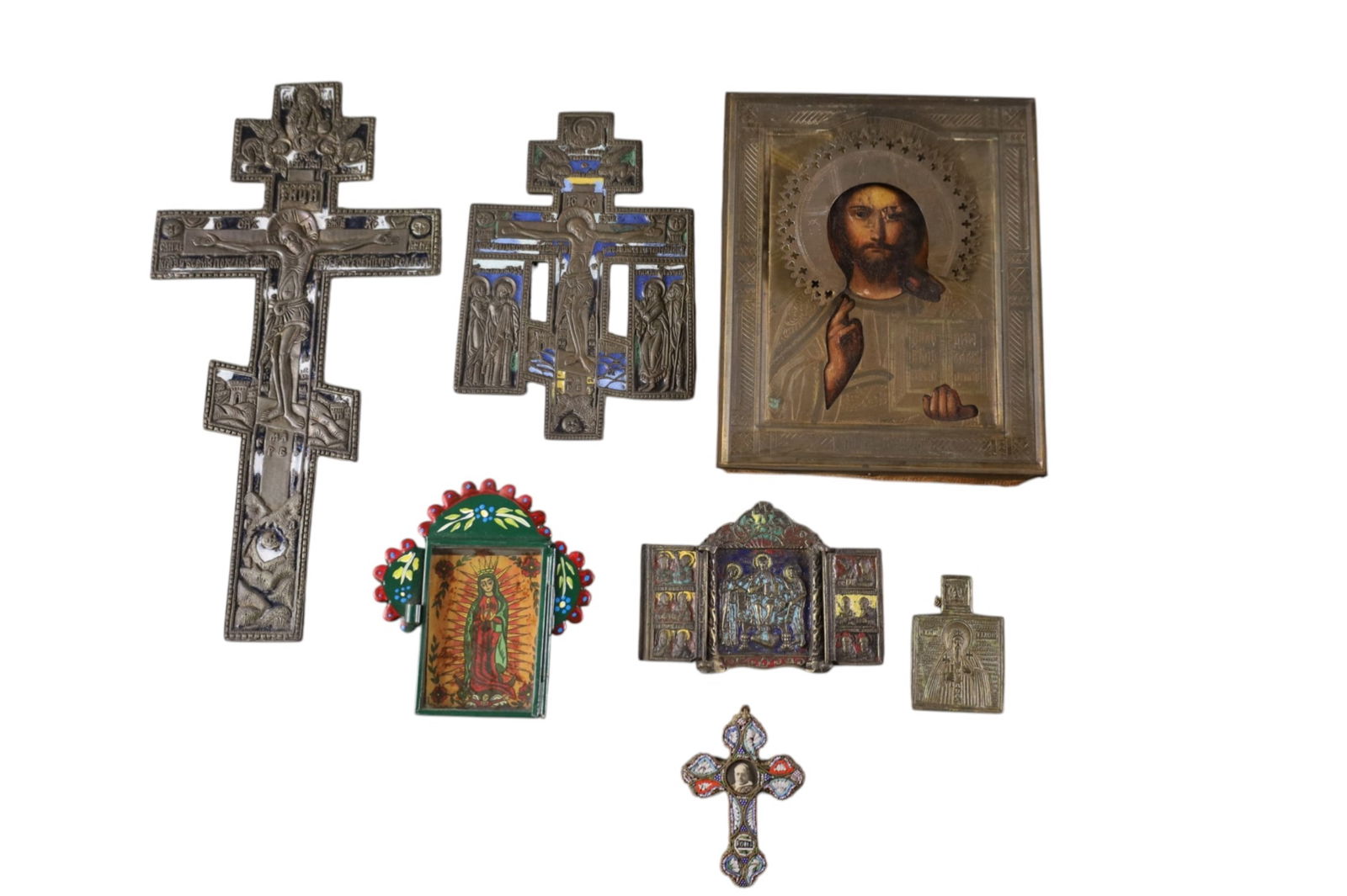 GROUPING OF RELIGIOUS TABLE ITEMS: RETABLOS, CROSSES, AND PAINTED ICONS. 2"- 5 1/2" W.