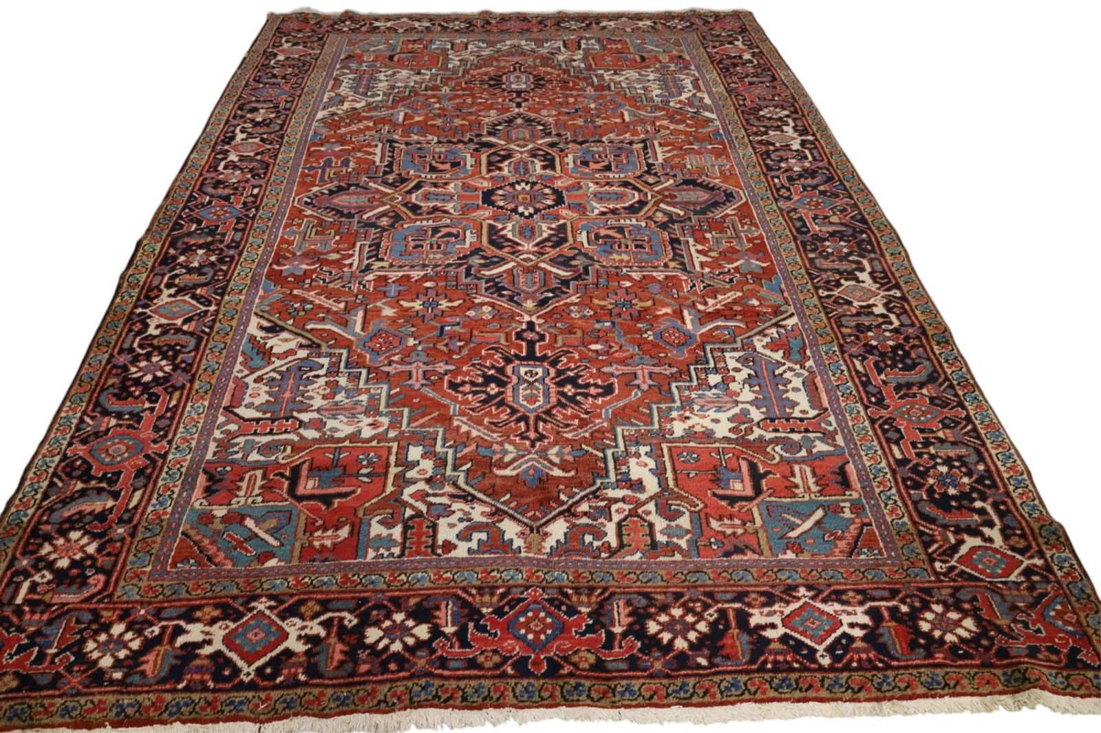 APPROX 7' 8" x 11' HANDMADE WOOL RUG (1 of 4)