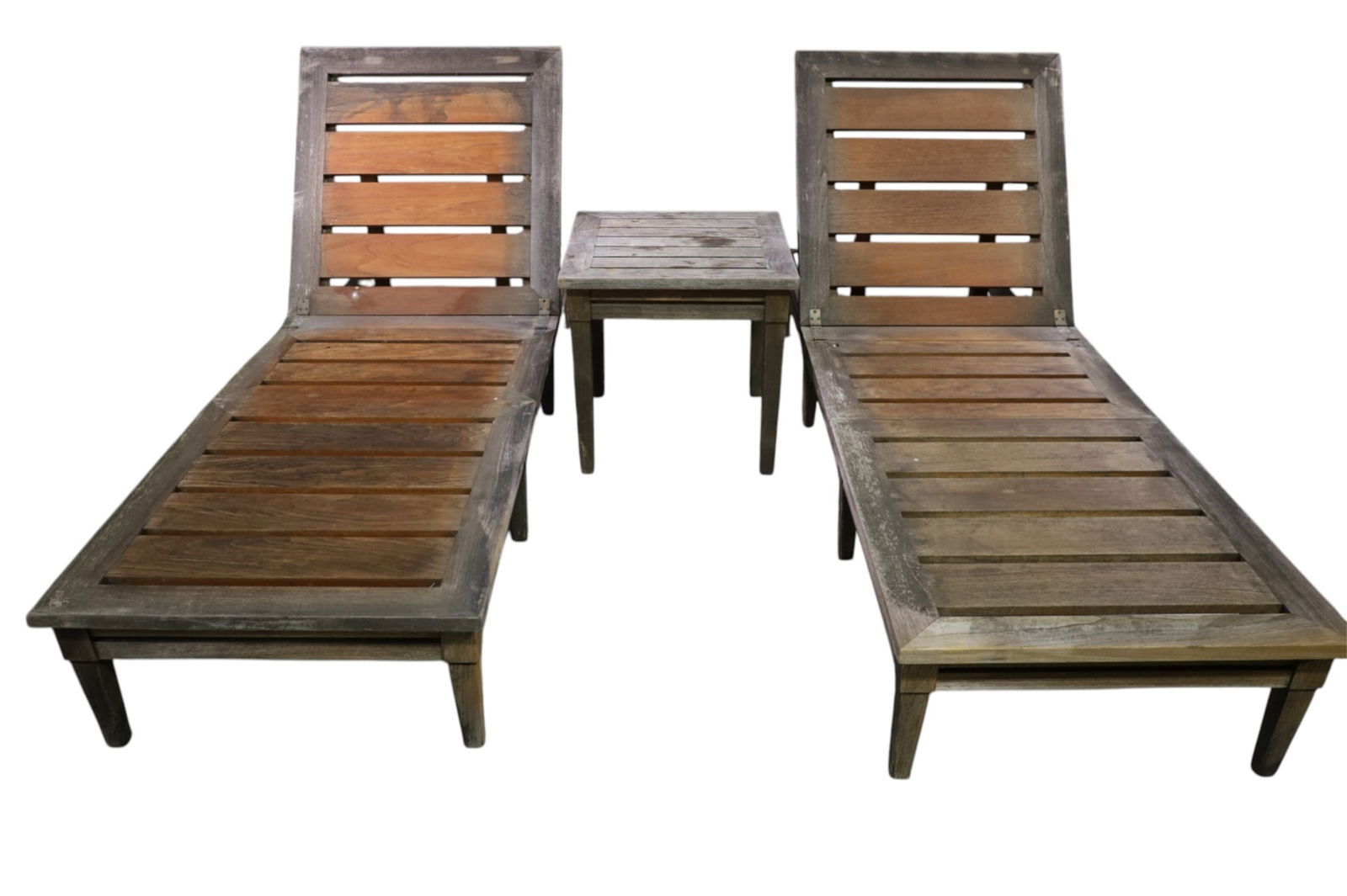 3 PIECE MCGUIRE TEAK PATIO SET: PAIR OF MCGUIRE TEAK CHAISE LOUNGES, ADJUSTABLE. AND SIDE TABLE. 30" W x 84" L x & 23" W x 23" D x 23" H. THIS ITEM EXCEEDS SIZE LIMITATIONS FOR IN HOUSE SHIPPING, MUST BE PICKED UP IN HOUSE OR 