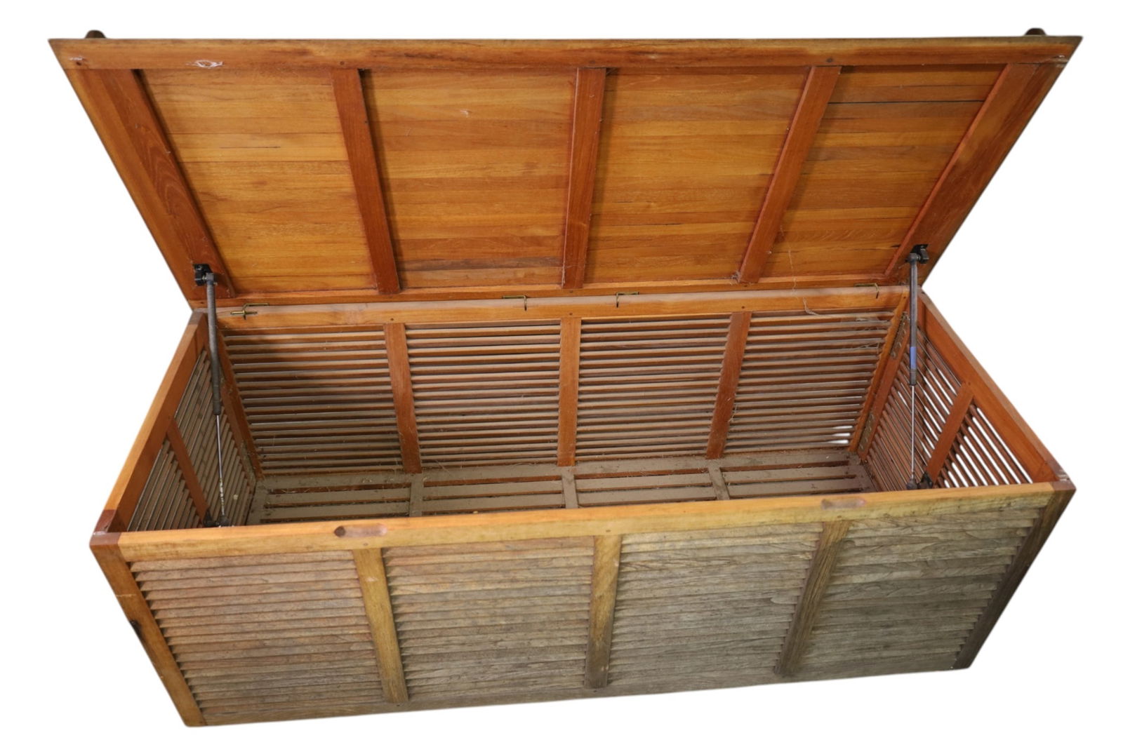 MCGUIRE PATIO STORAGE BOX - 3