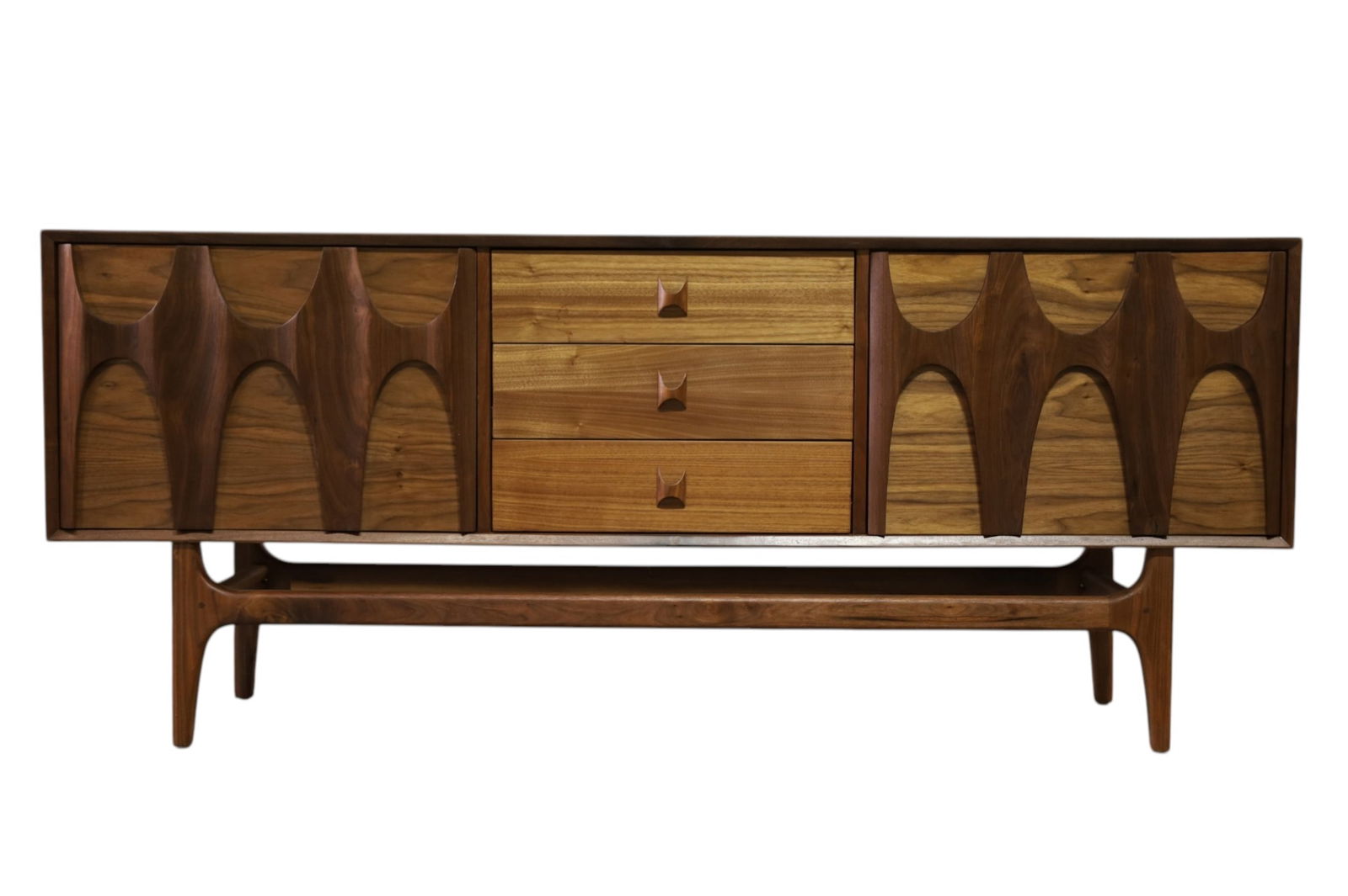 MCM STYLE CREDENZA (1 of 4)