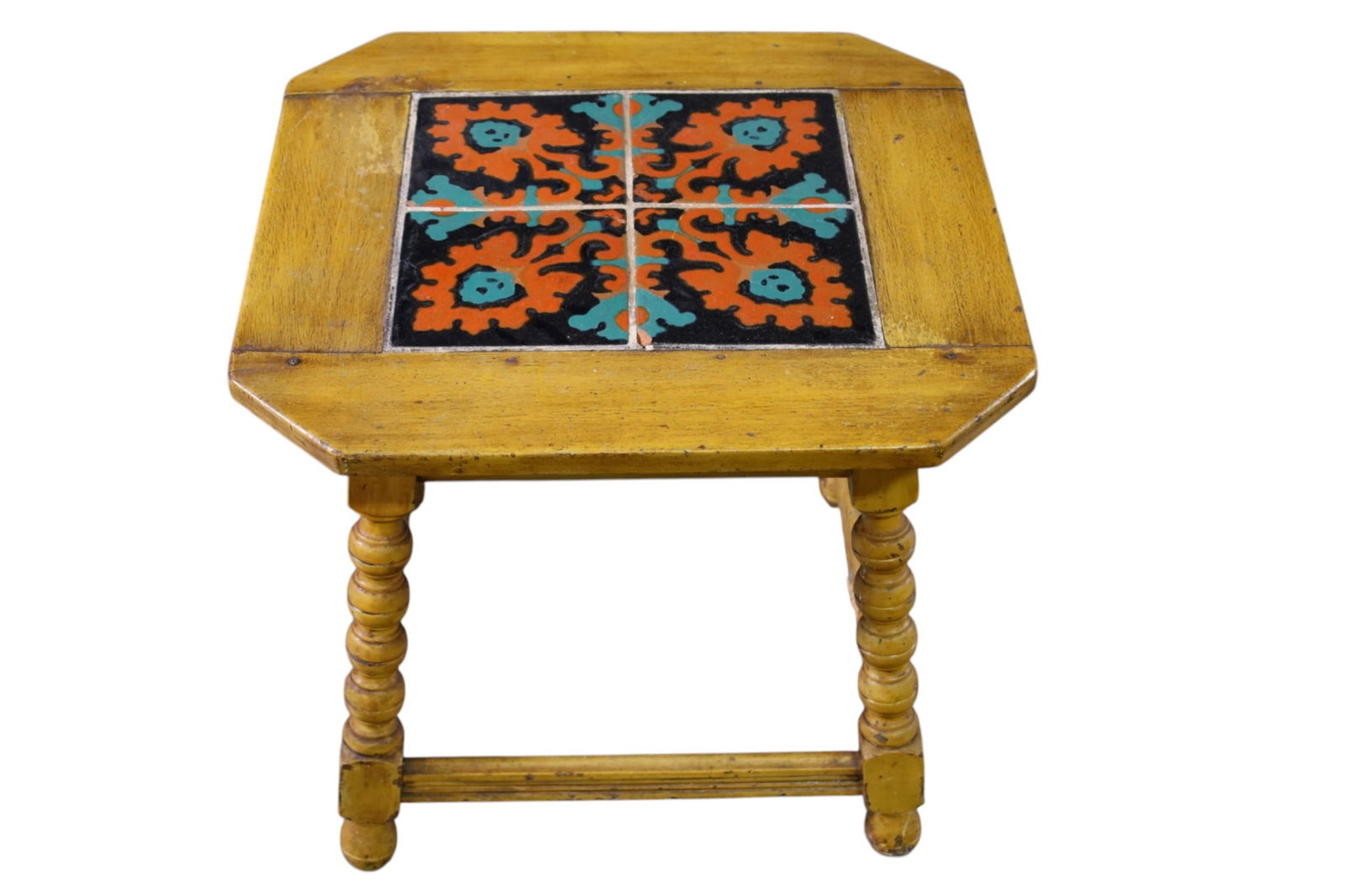 TILE TOP TABLE (1 of 2)