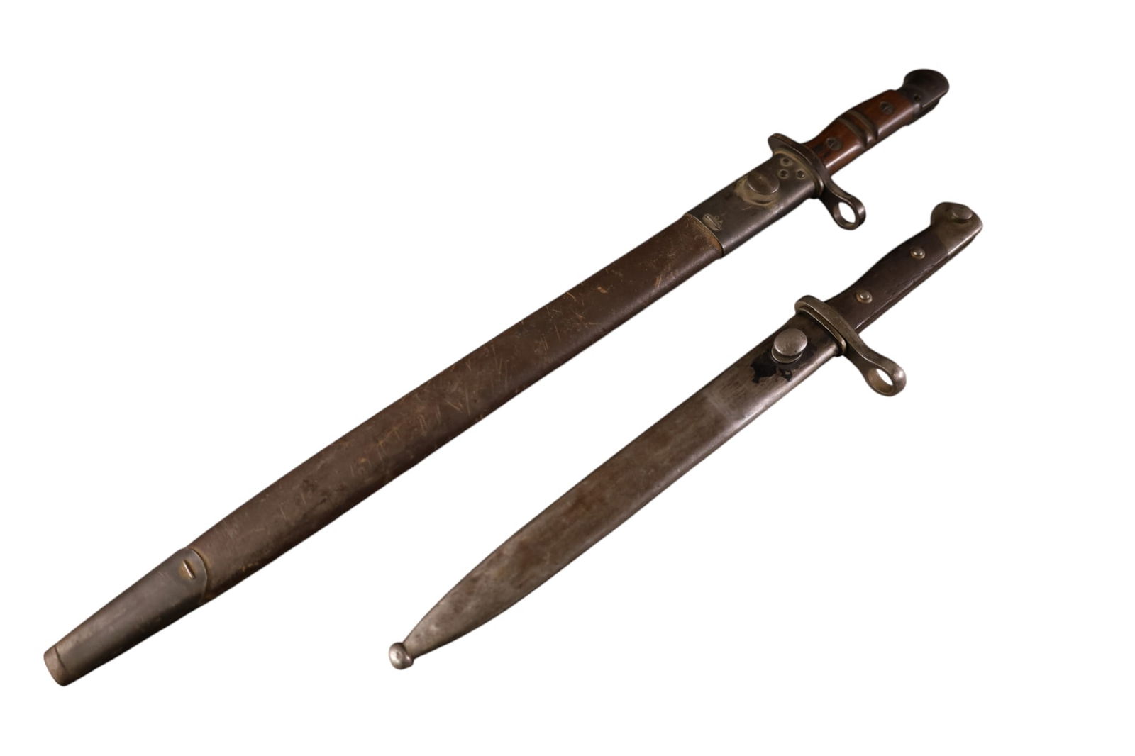 2 BAYONETS: REMINGTON 1917 BAYONET WITH SCABBARD & WEYERSBERG SOLINGEN GERMAN BAYONET WITH SCABBARD. 21" -& 14 1/2" L
