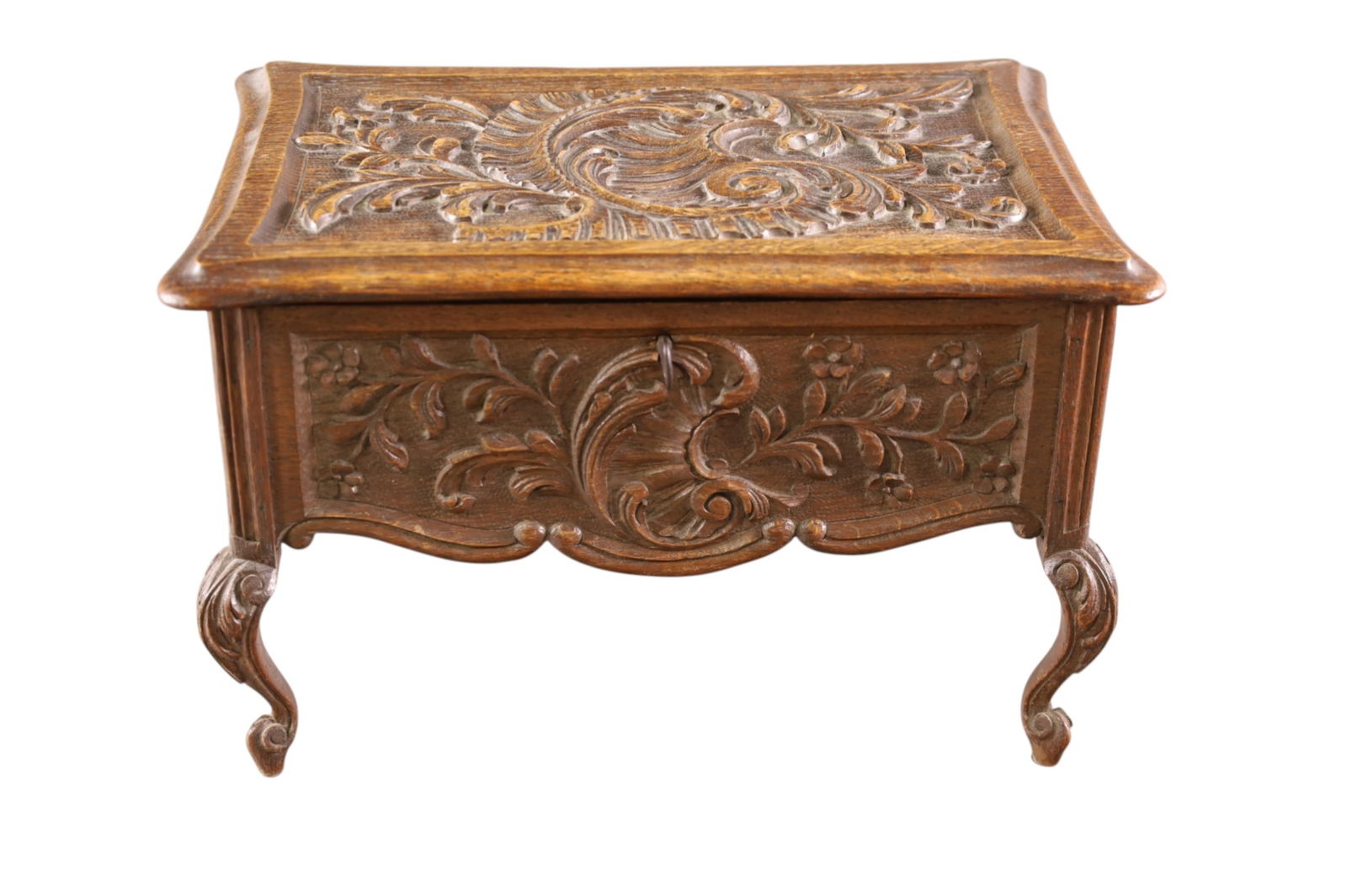 OAK TABLE TOP CHEST (1 of 4)