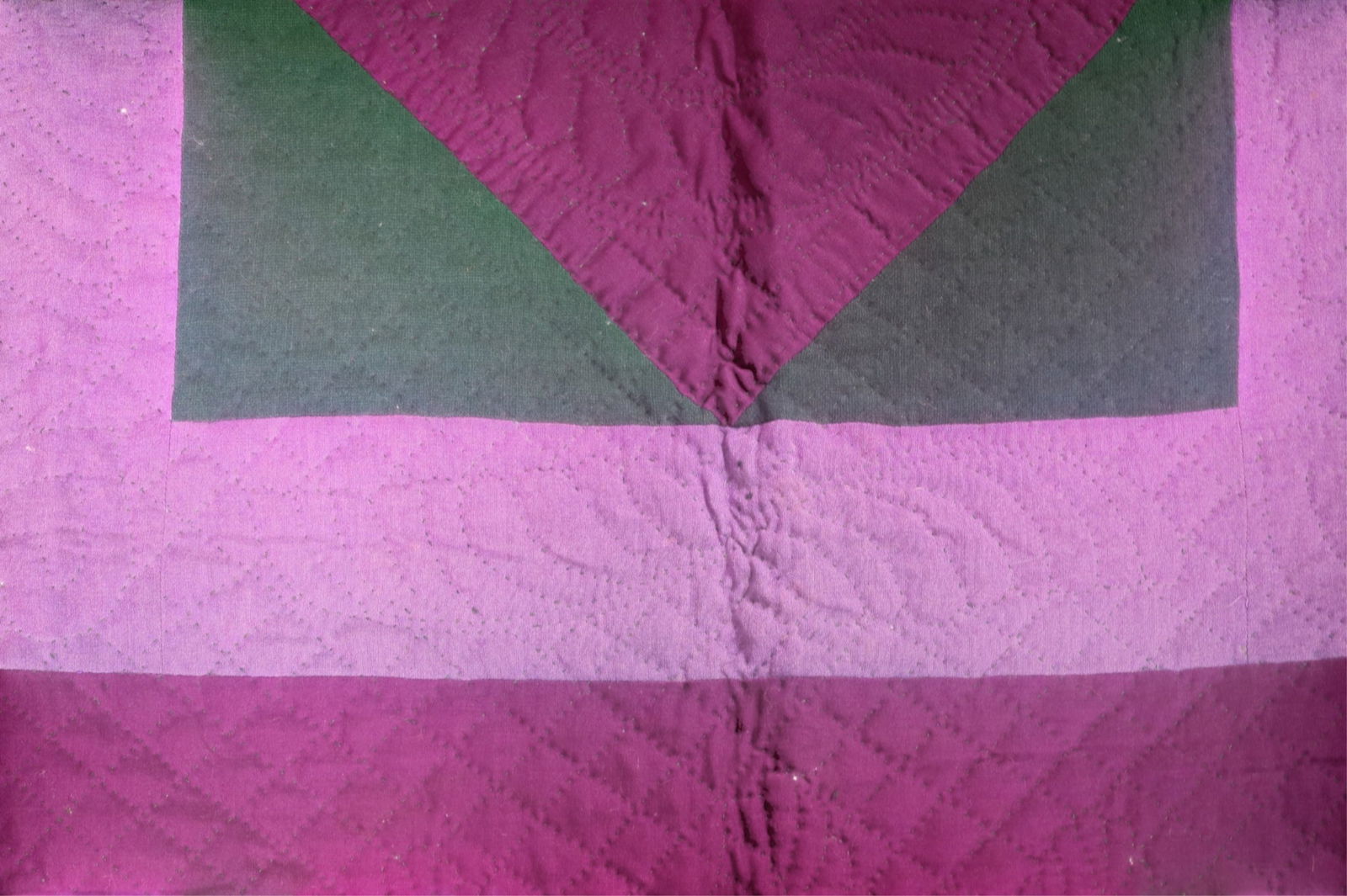 SMALL AMISH QUILT - 2