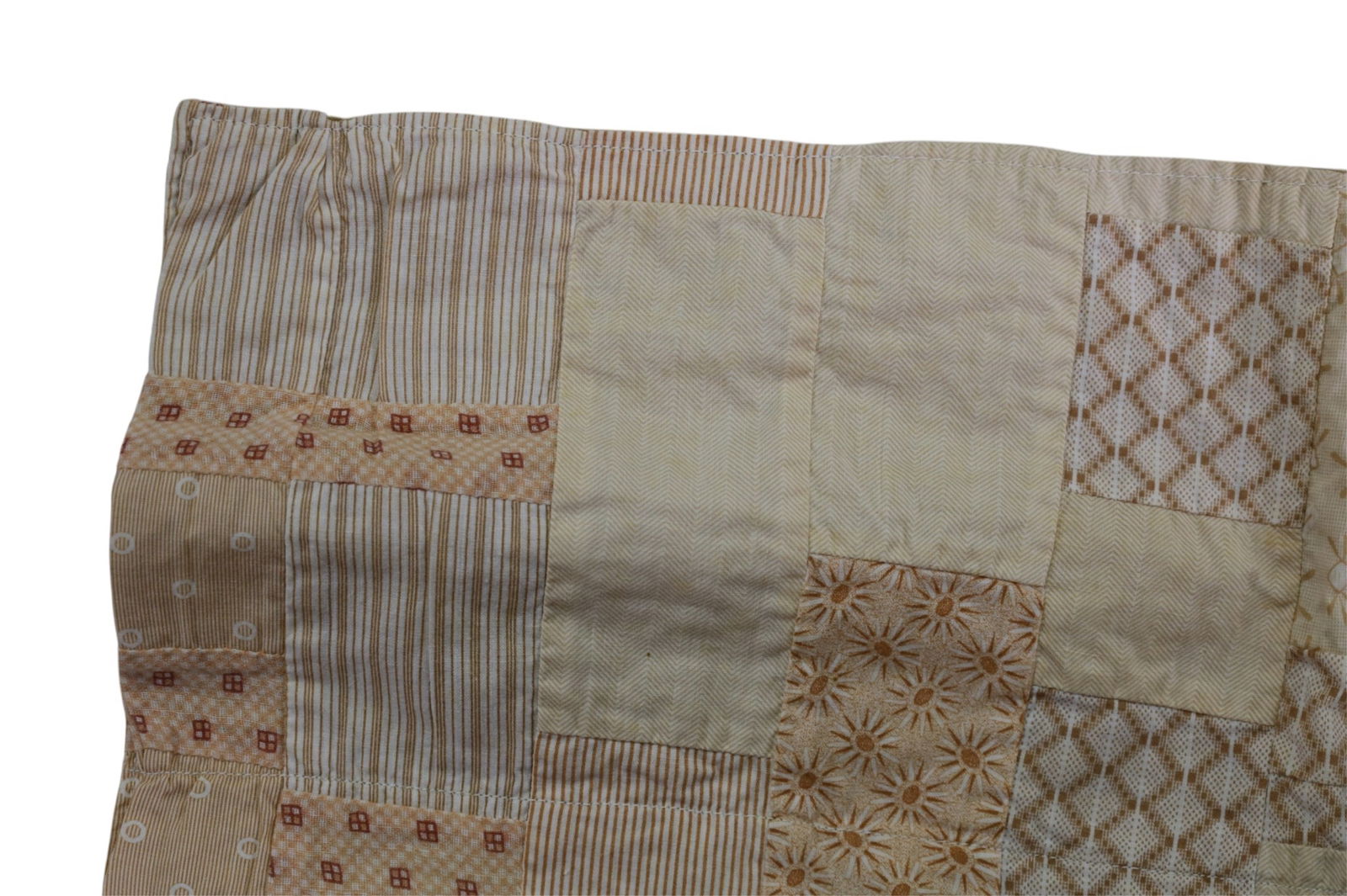 SMALL HANDMADE CRIB QUILT - 3