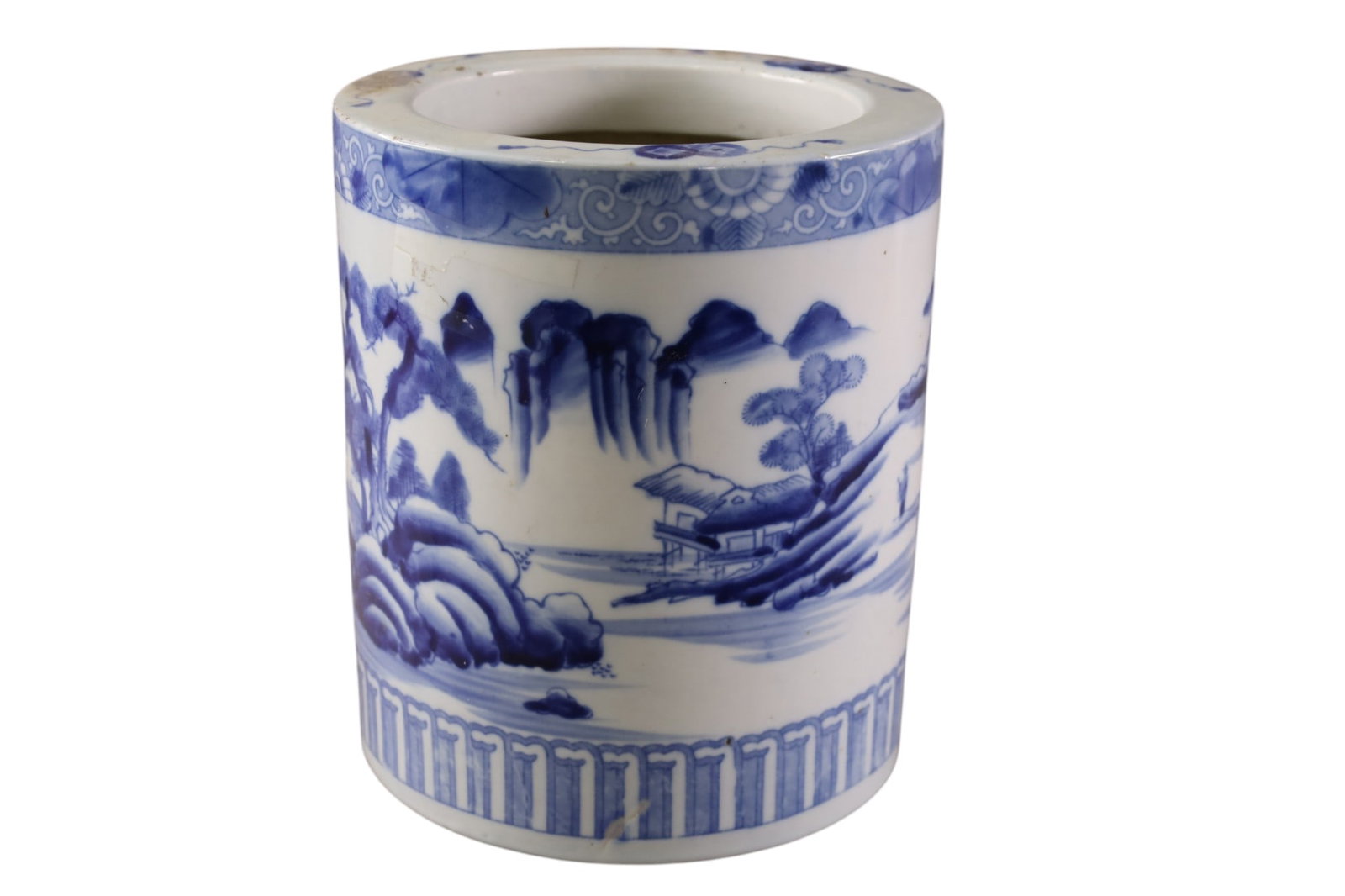 CHINESE PLANTER: CHINESE BLUE AND WHITE PORCELAIN PLANTER, 8" DIAM x 10" H.