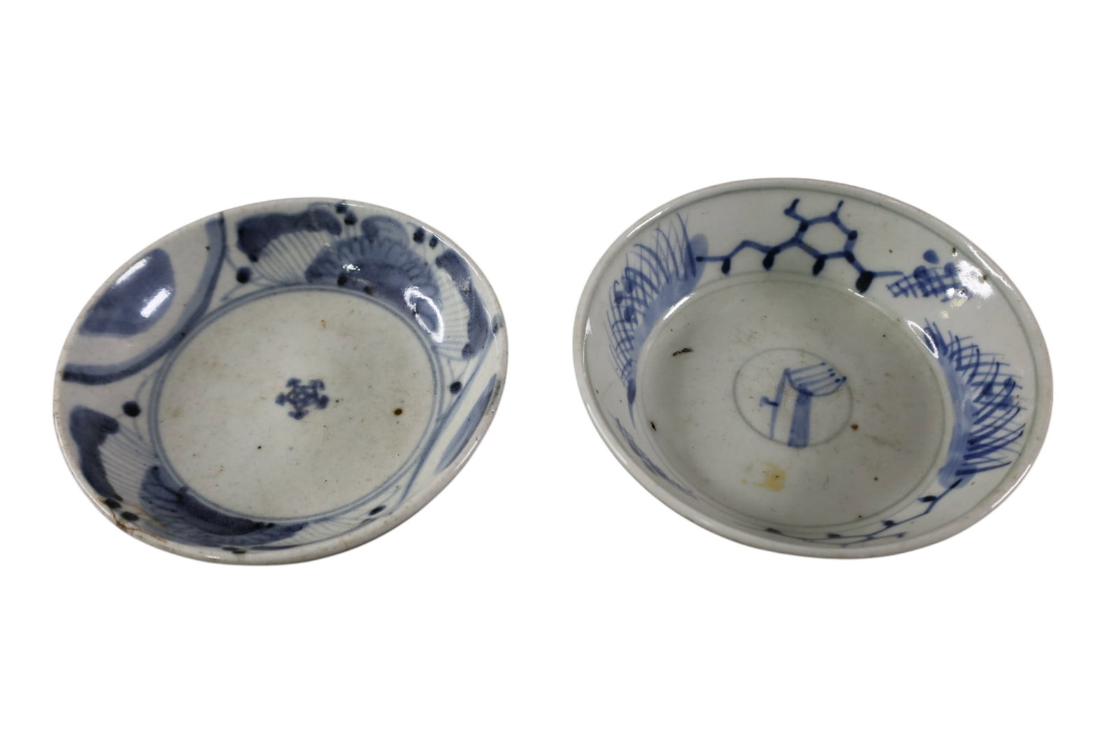 2 SMALL CHINESE BOWLS (1 of 2)