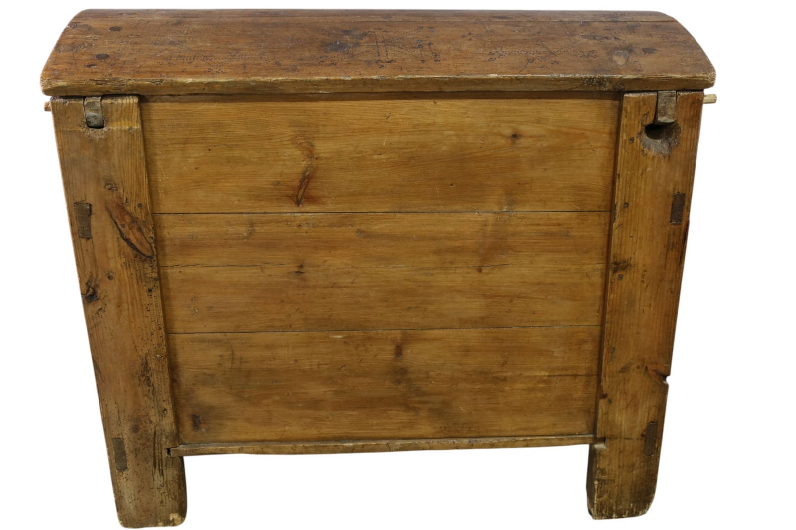 SPANISH COLONIAL TRUNK - 7