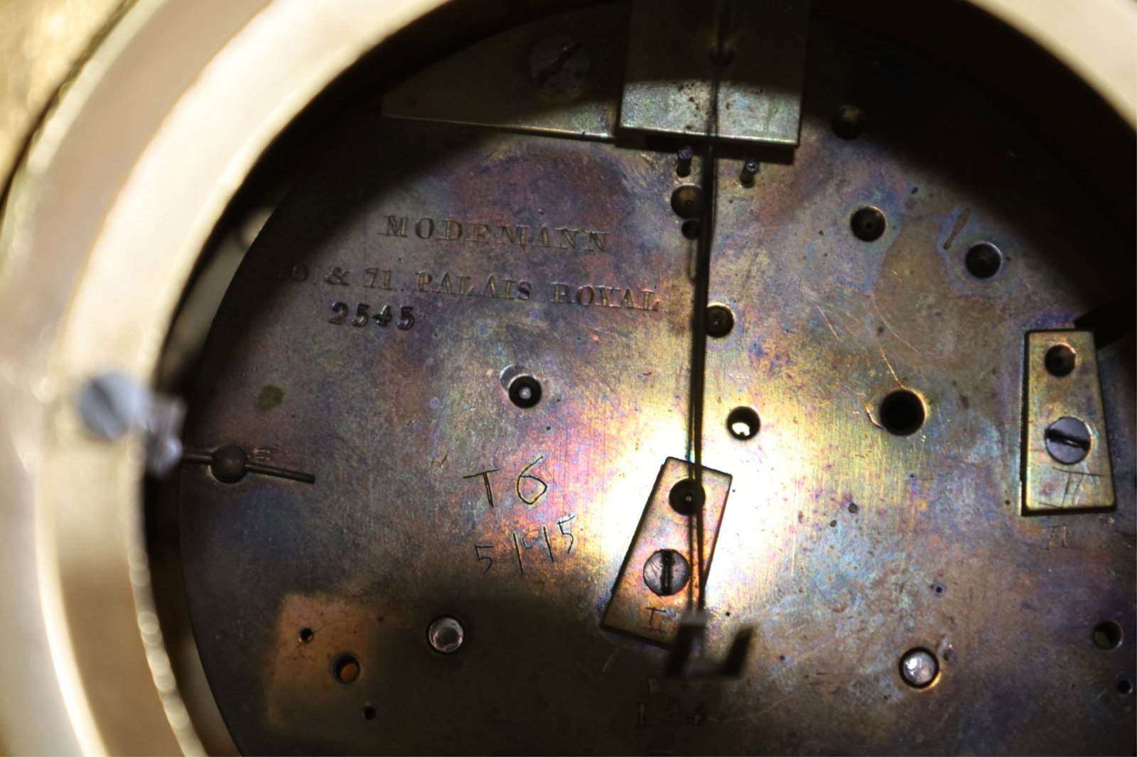 LARGE MANTLE CLOCK - 4