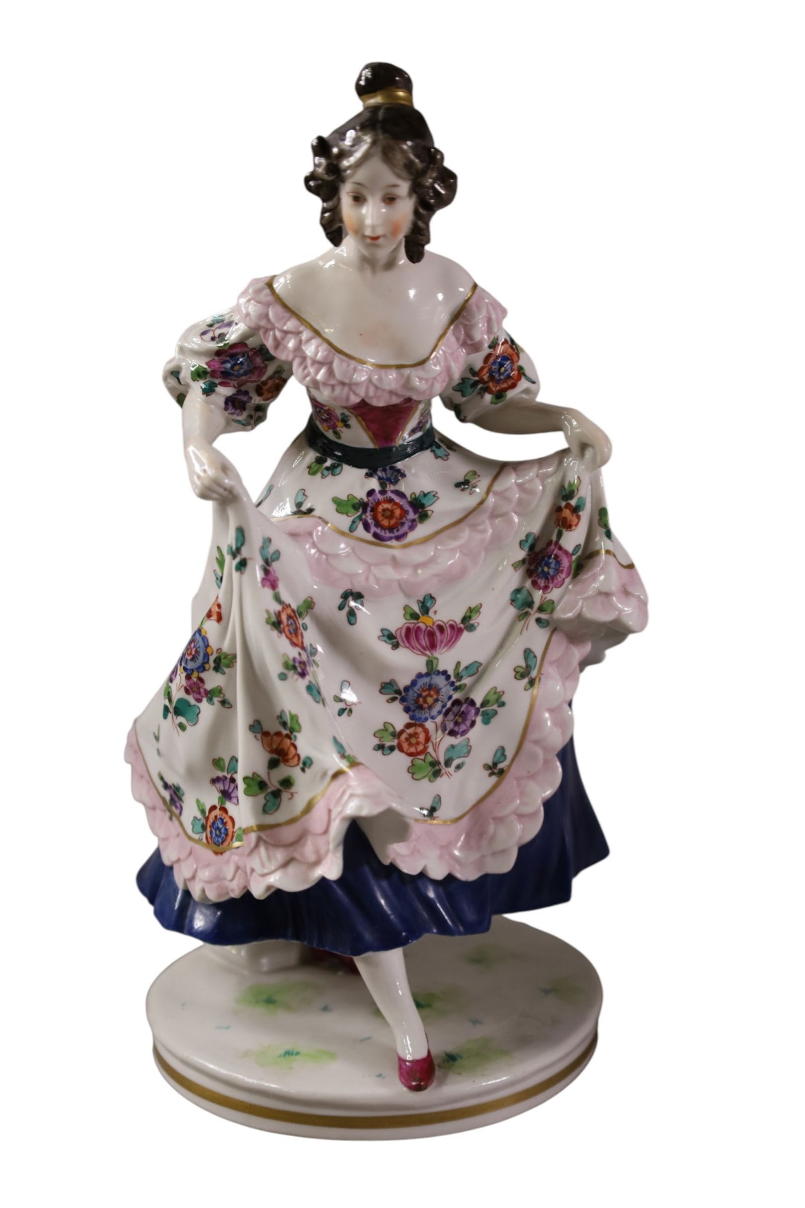 4 PORCELAIN FIGURES - 2