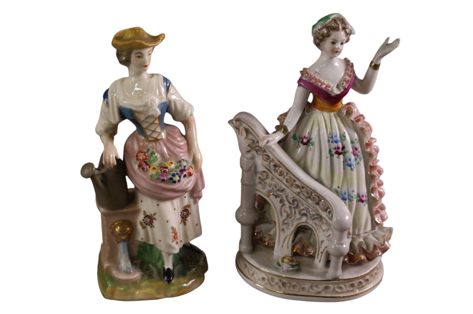 4 PORCELAIN FIGURES - 4