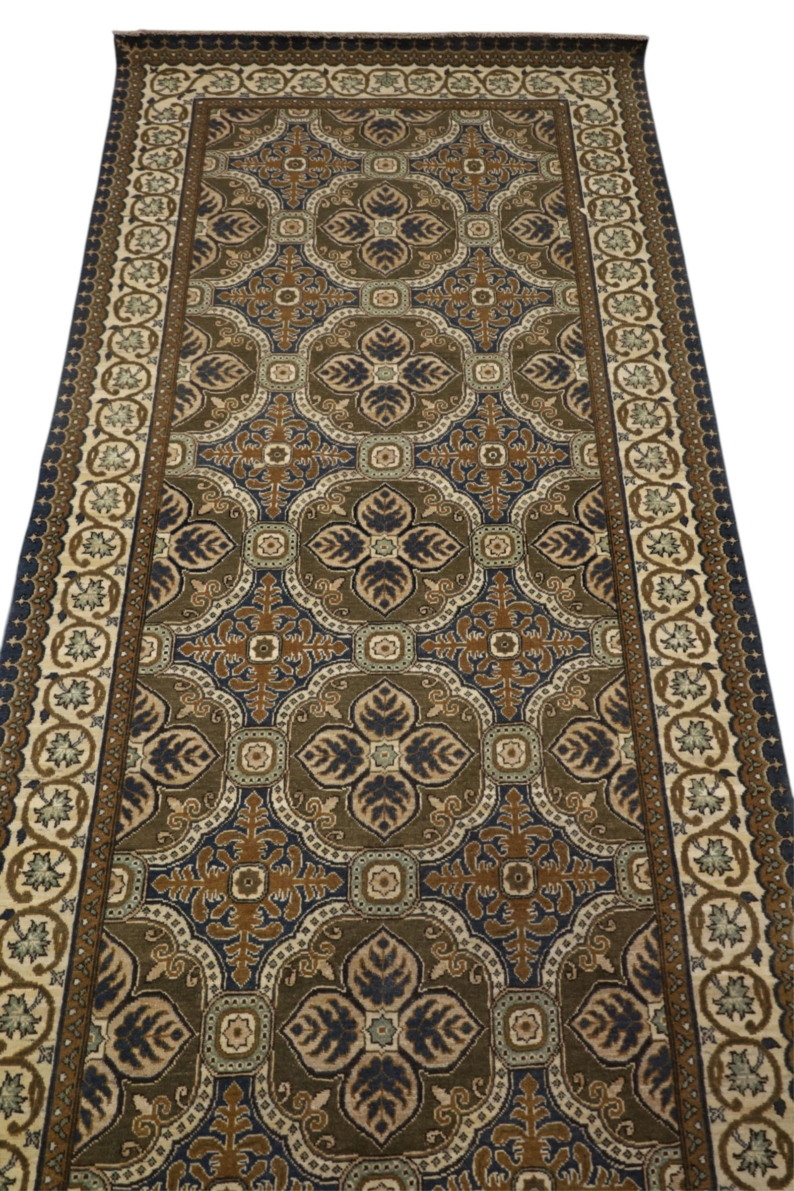 APPROX 4' 3" x 15' HANDMADE WOOL RUNNER RUG - 3