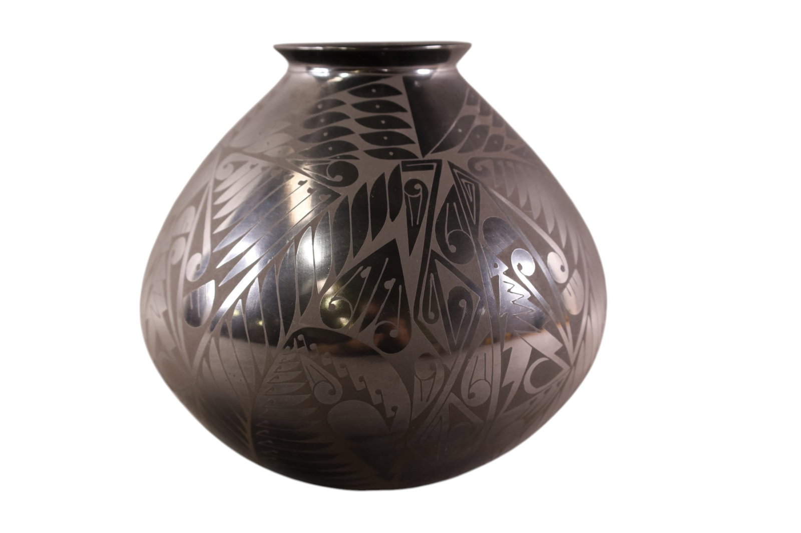 EDMUNDO LOPEZ BLACKWARE BOWL - 2