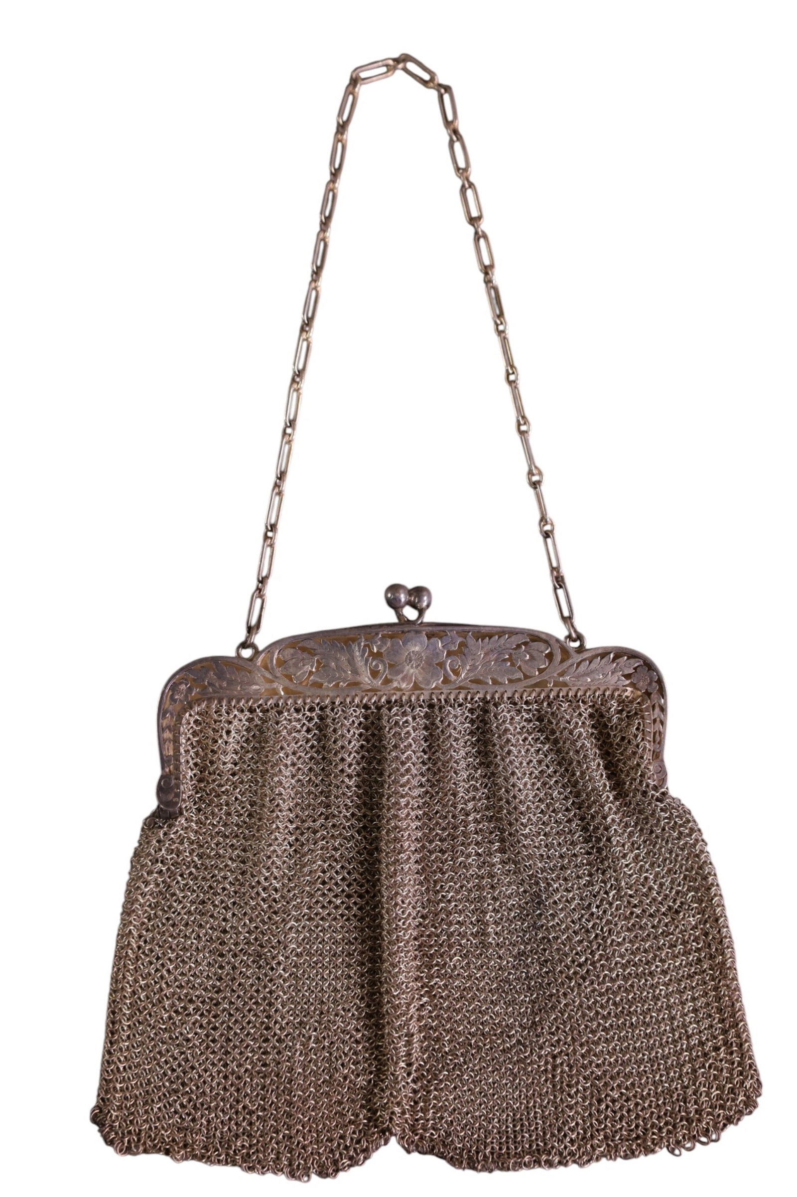STERLING MESH PURSE: MARKED 1908, STERLING MESH PURSE, APPROX 150 GRAMS.