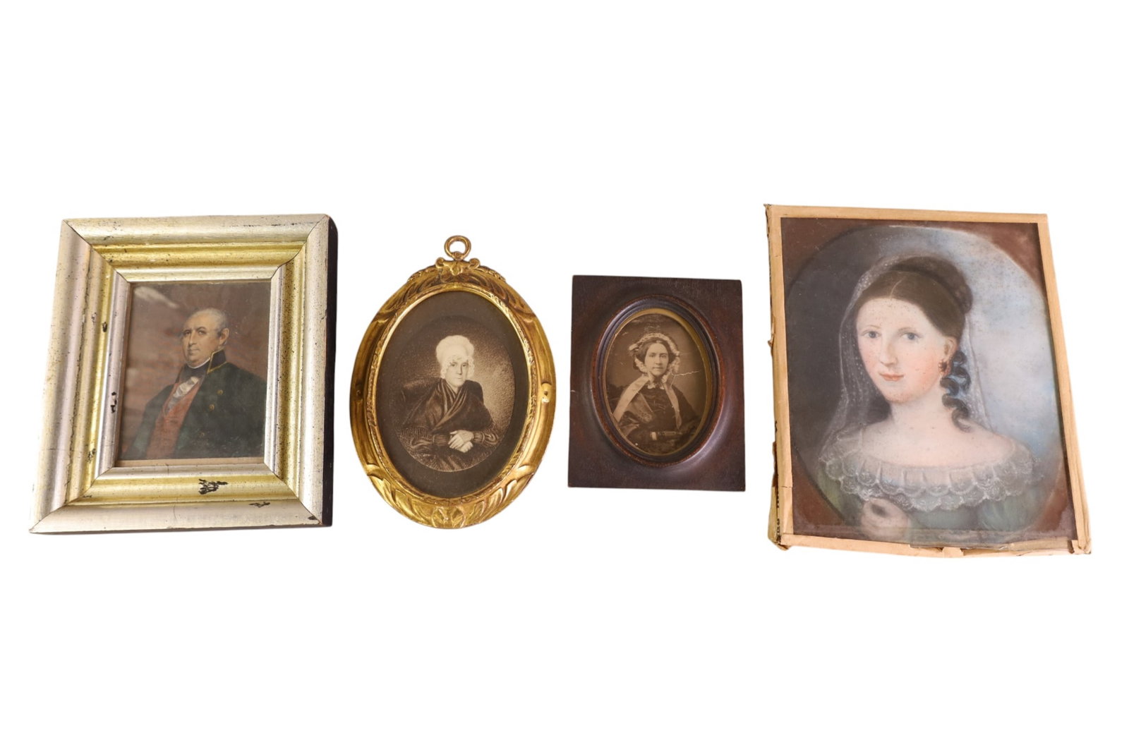 GROUPING OF PHOTOS & PRINTS: SMALL PHOTOS & PRINTS, IN FRAME. 5 1/2" - 9"