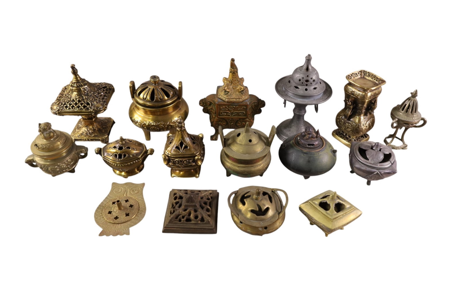 16 INCENSE BURNERS: 16 SMALL TABLE TOP INCENSE BURNERS, 2" - 6" H.