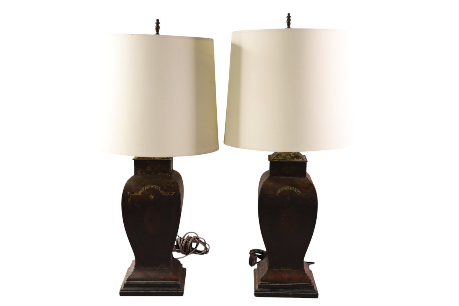 PAIR OF TABLE LAMPS (1 of 2)