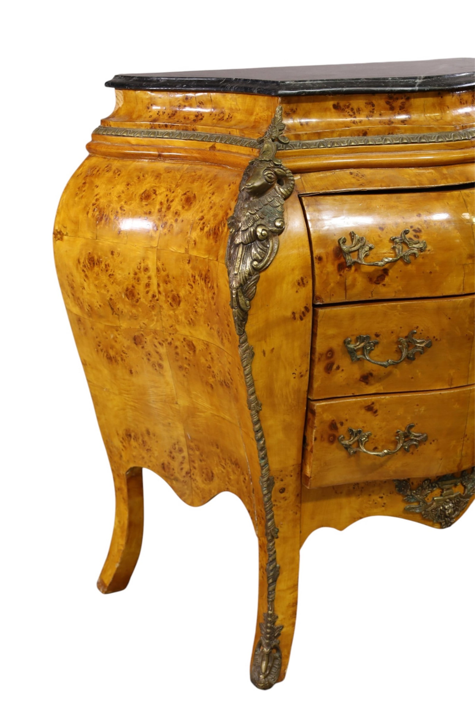 FRENCH STYLE CHEST - 3