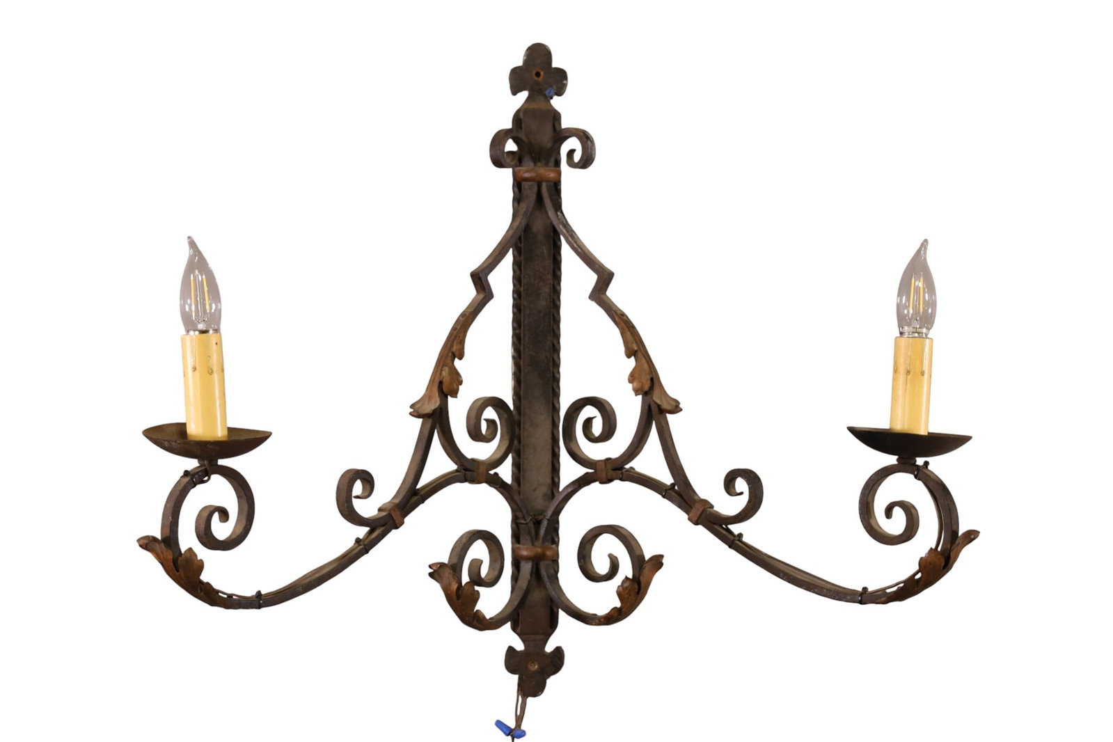 SPANISH STYLE IRON SCONCE (1 of 3)