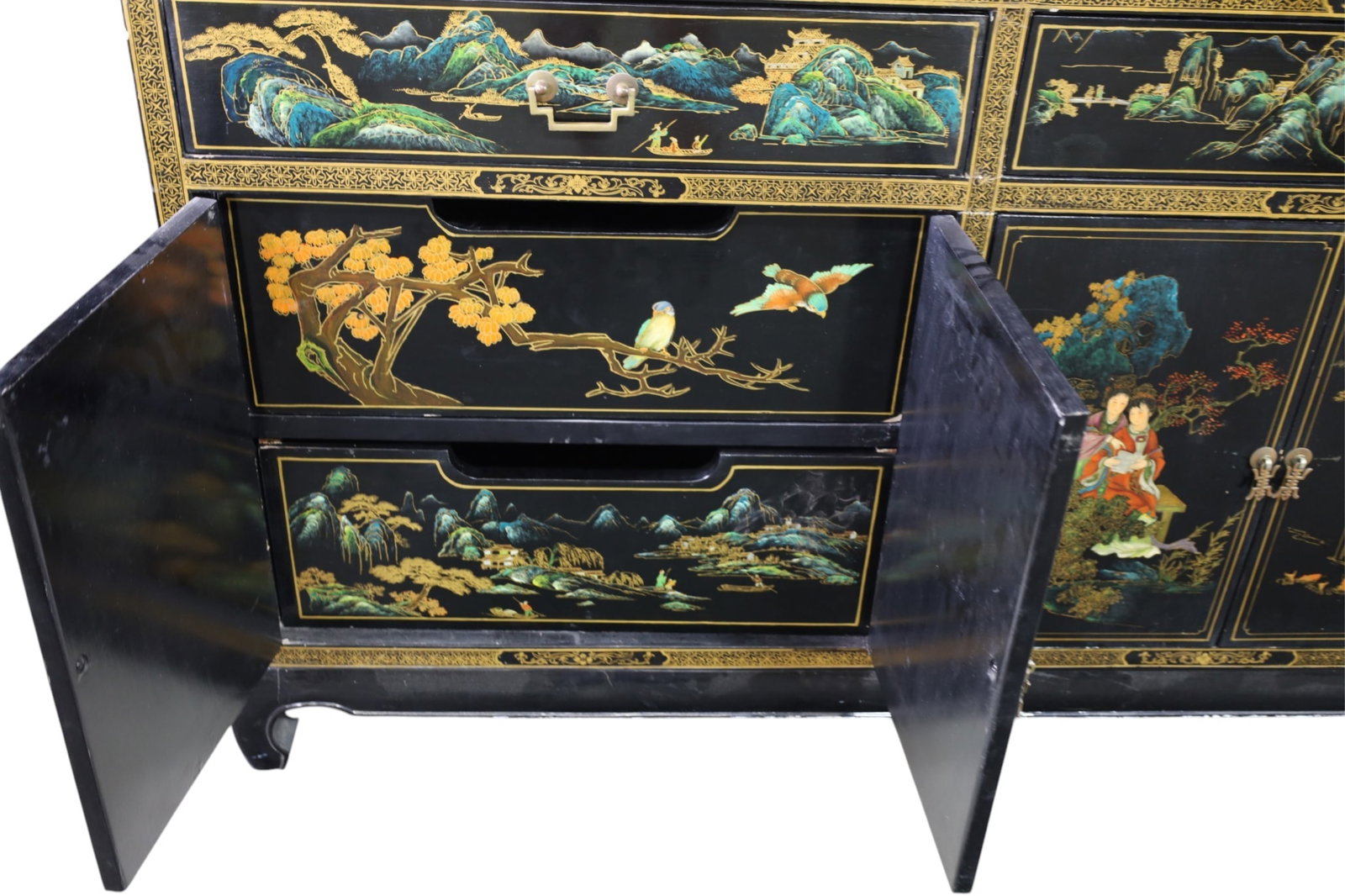 CHINOISERIE STYLE BUFFET - 4