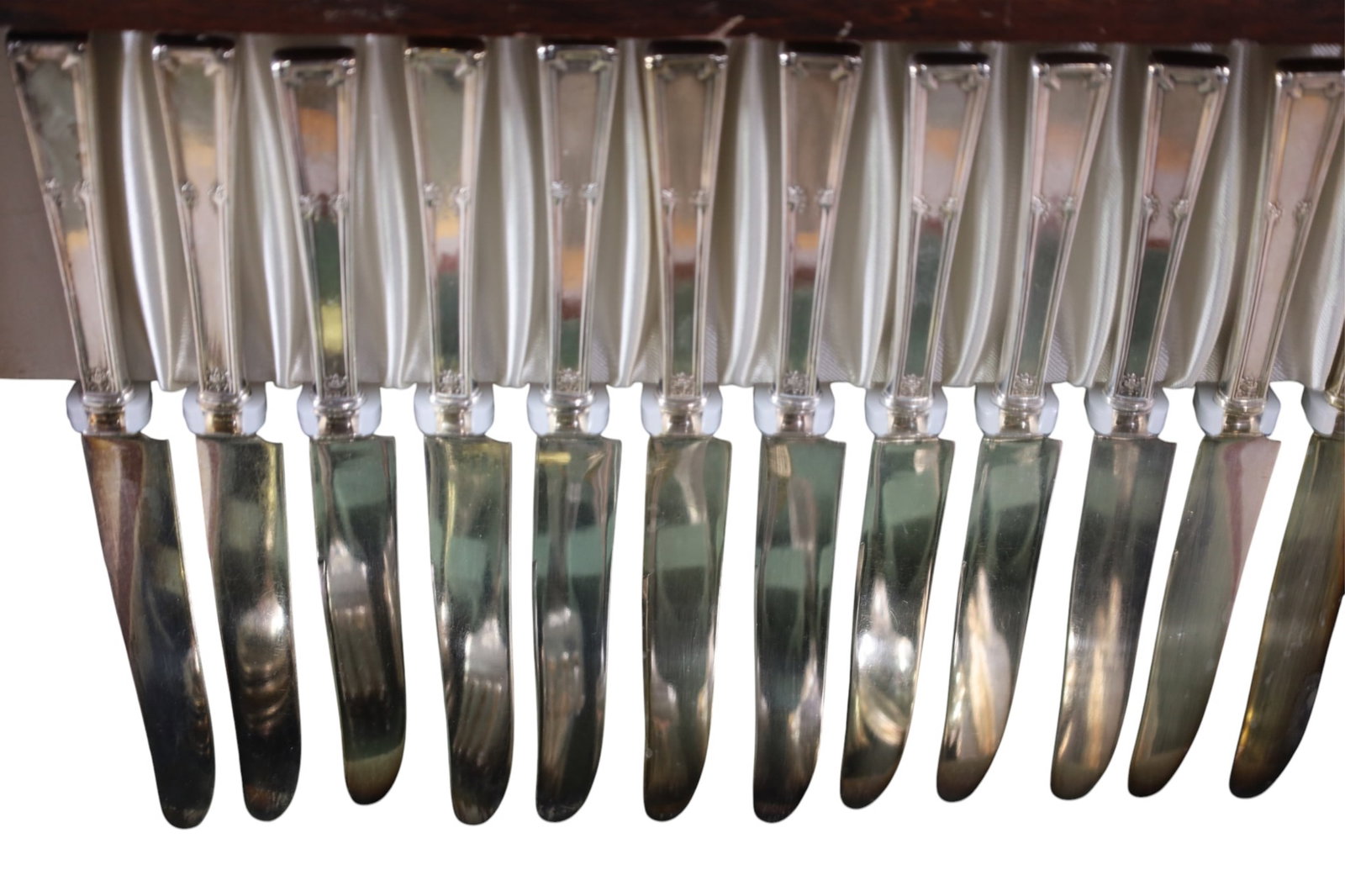 SILVERPLATED FLATWARE SET - 2