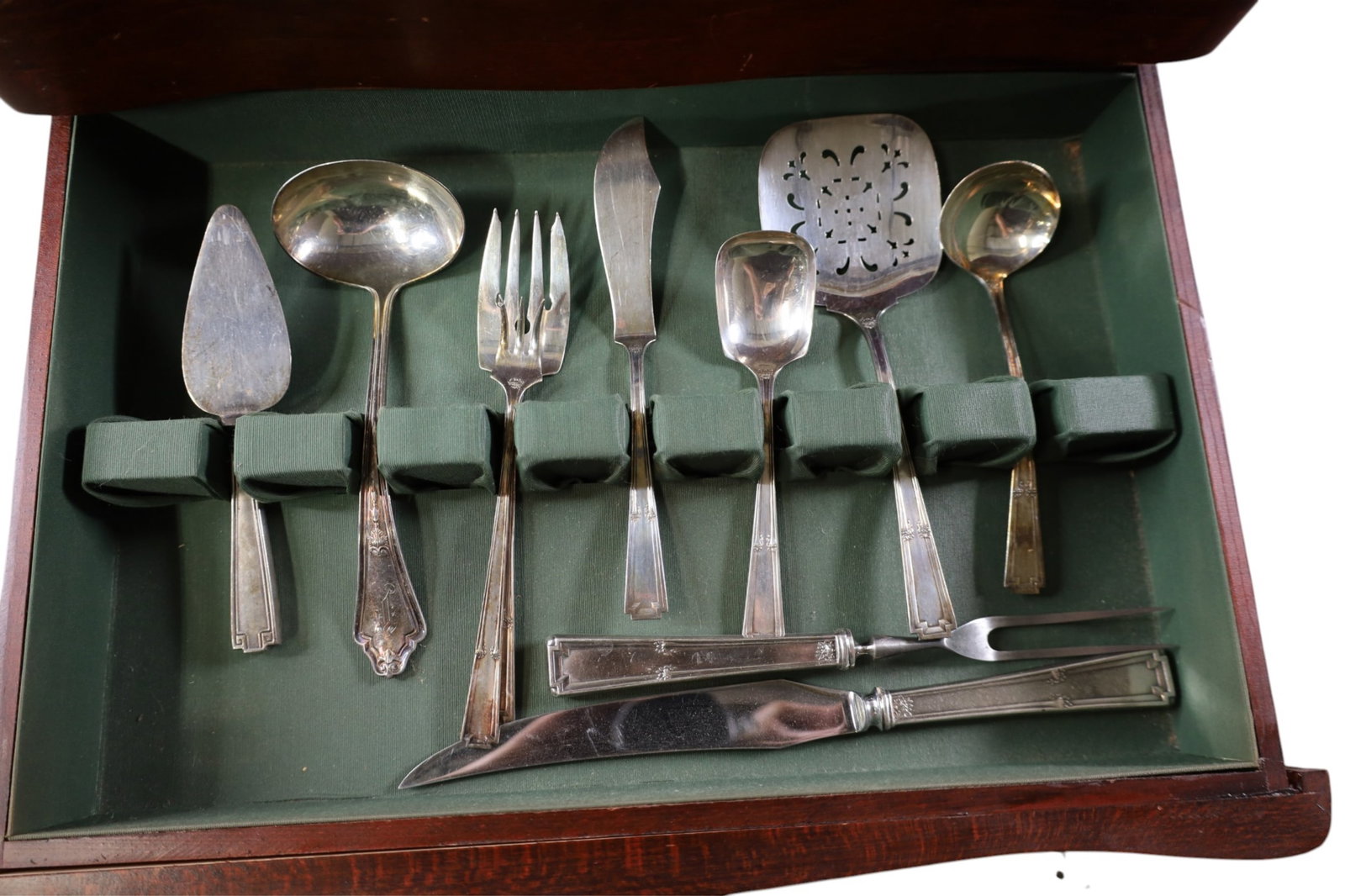 SILVERPLATED FLATWARE SET - 3