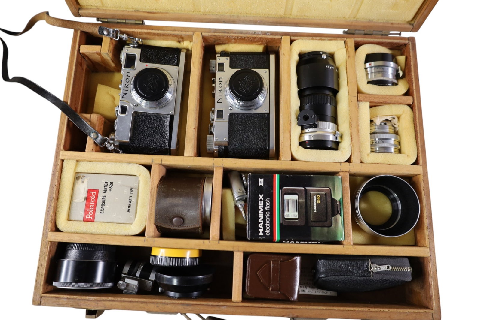 GROUPING ON NIKON CAMERA & ITEMS: NIKON S & NIKON S2, WITH MISC LENSES AND OTHERS. IN CUSTOM CASE. AS IS UNTESTED.