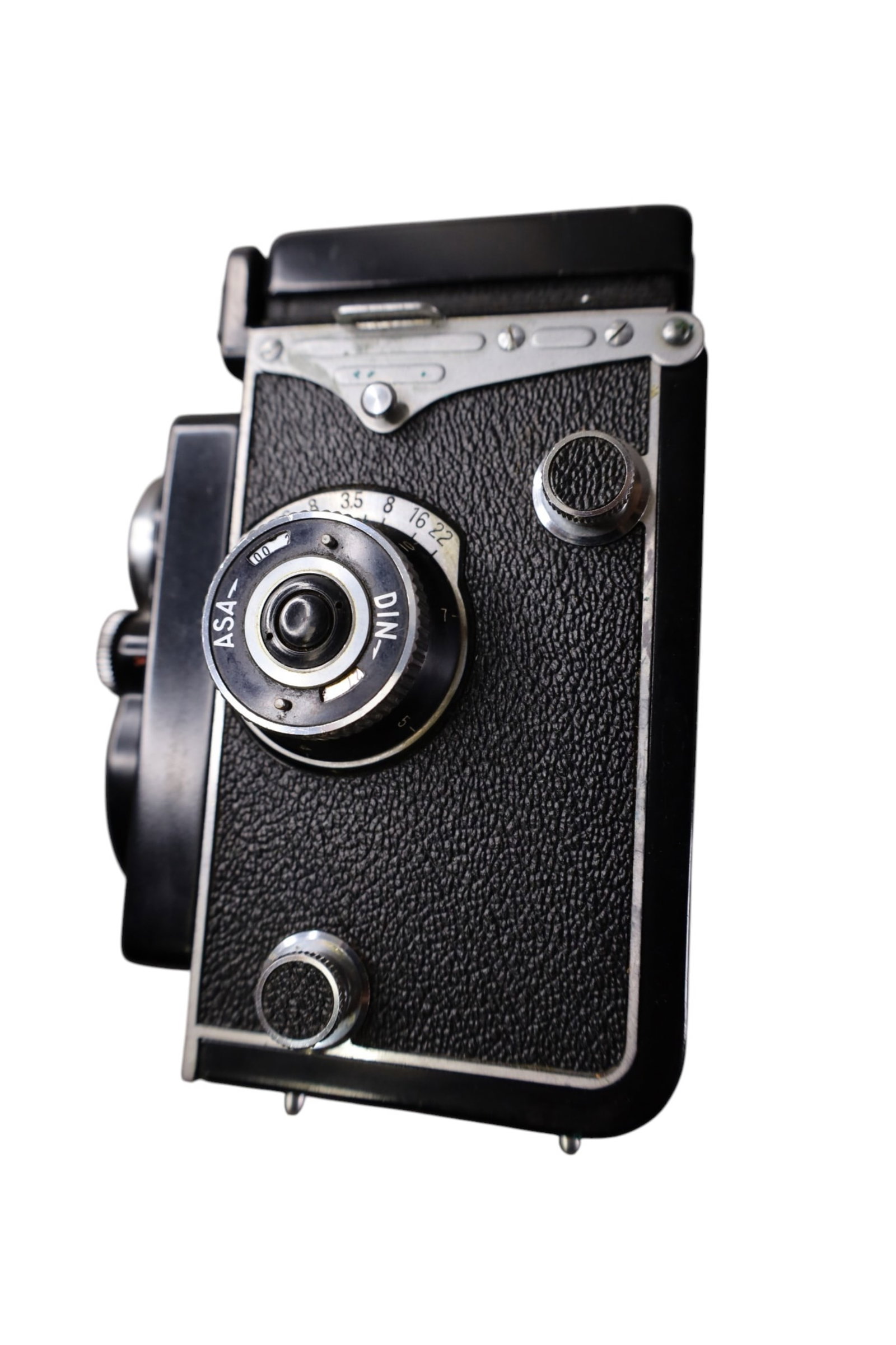 3 YASHICA CAMERAS - 6