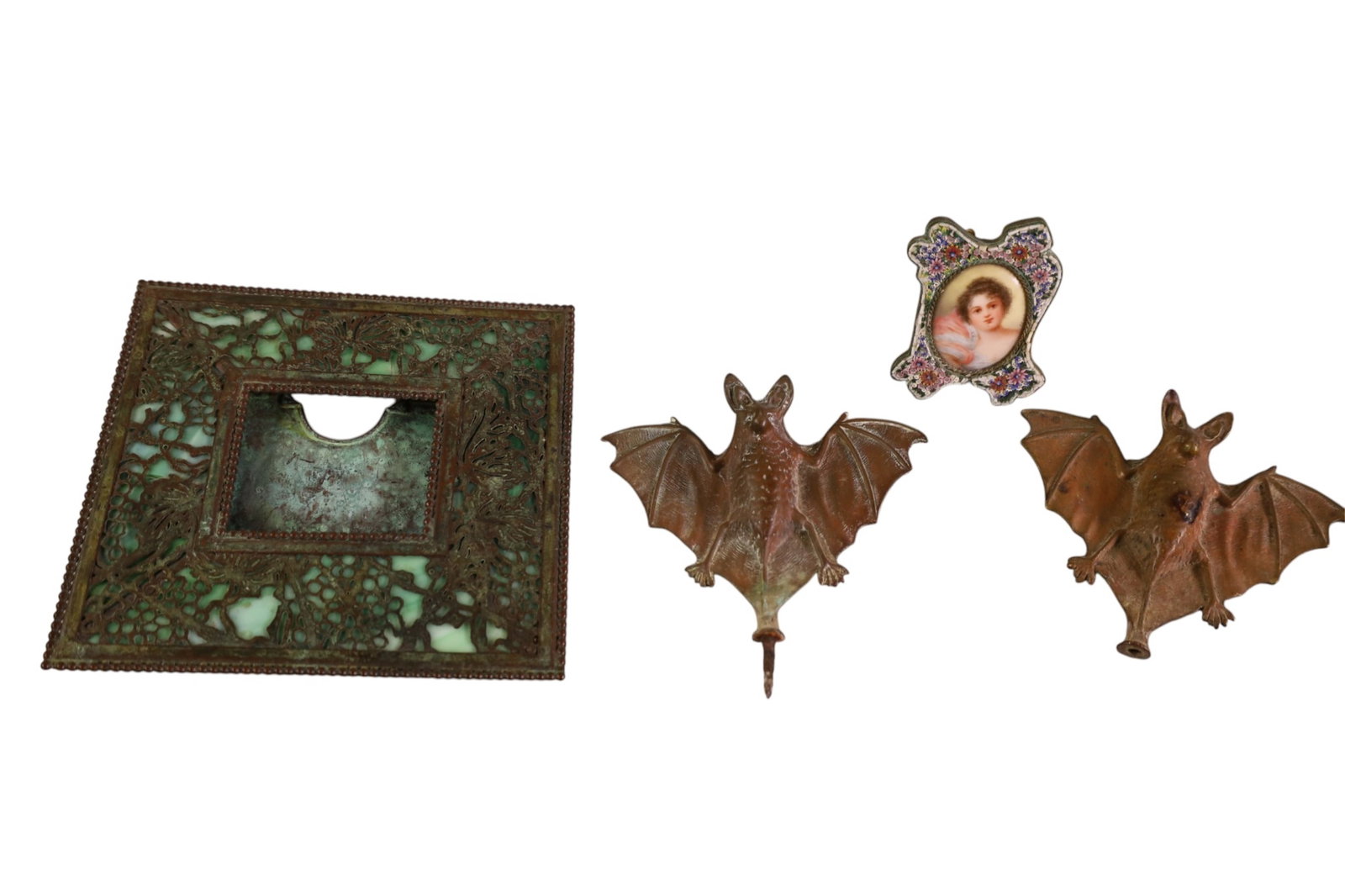 GROUPING OF TABLE ITEMS (1 of 9)