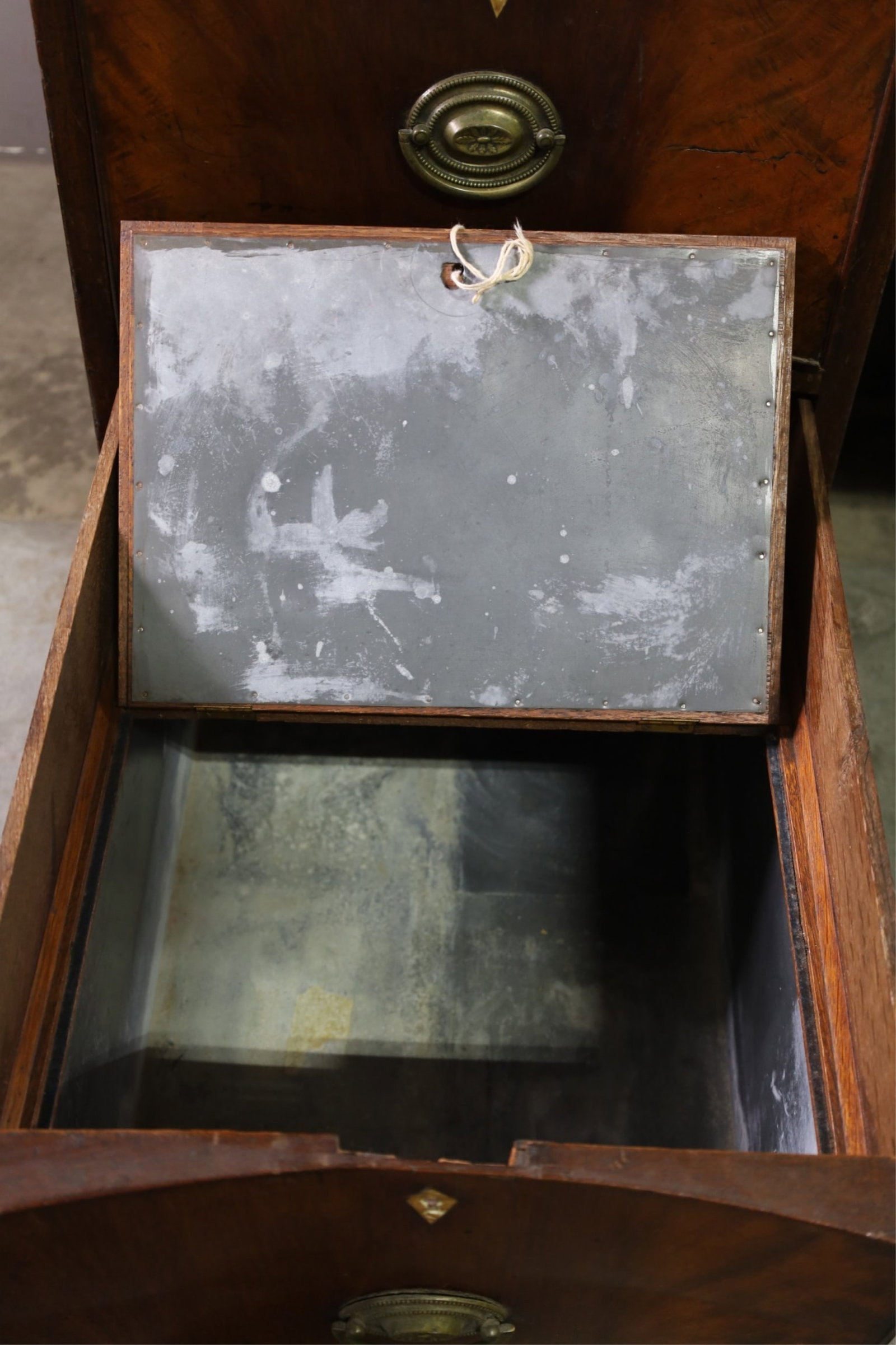 LARGE 19TH CENTURY BUFFET - 4