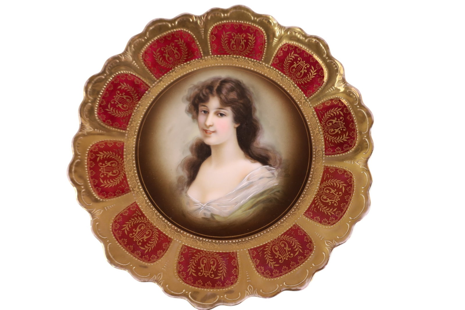 3 PORTRAIT PLATES - 4