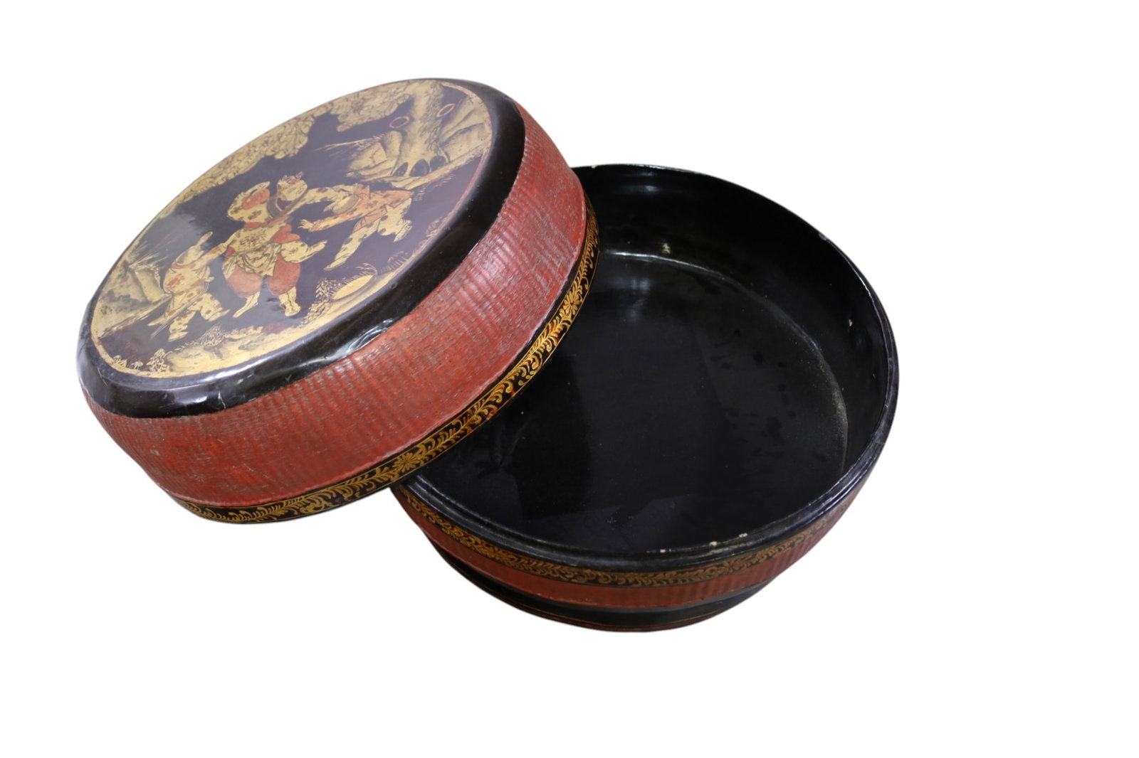 ASIAN LACQUERED BOX - 3