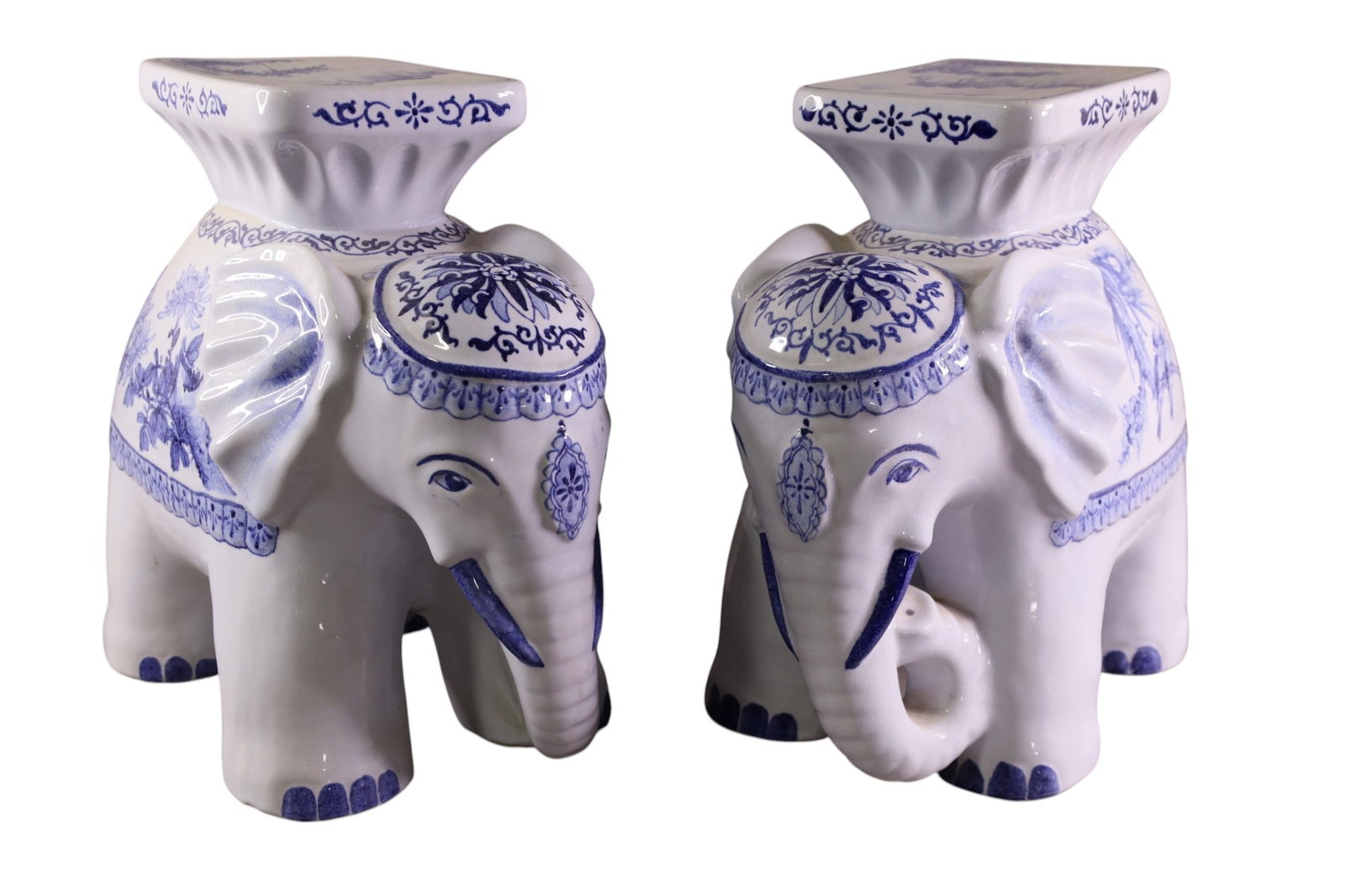 PAIR OF GARDEN SEATS: PAIR OF ELEPHANT GARDEN SEATS, 16" W. 20" H. THIS ITEM EXCEEDS SIZE LIMITATIONS FOR IN HOUSE SHIPPING, MUST BE PICKED UP IN HOUSE OR SHIPPED VIA 3rd PARTY GROUND SHIPPER.