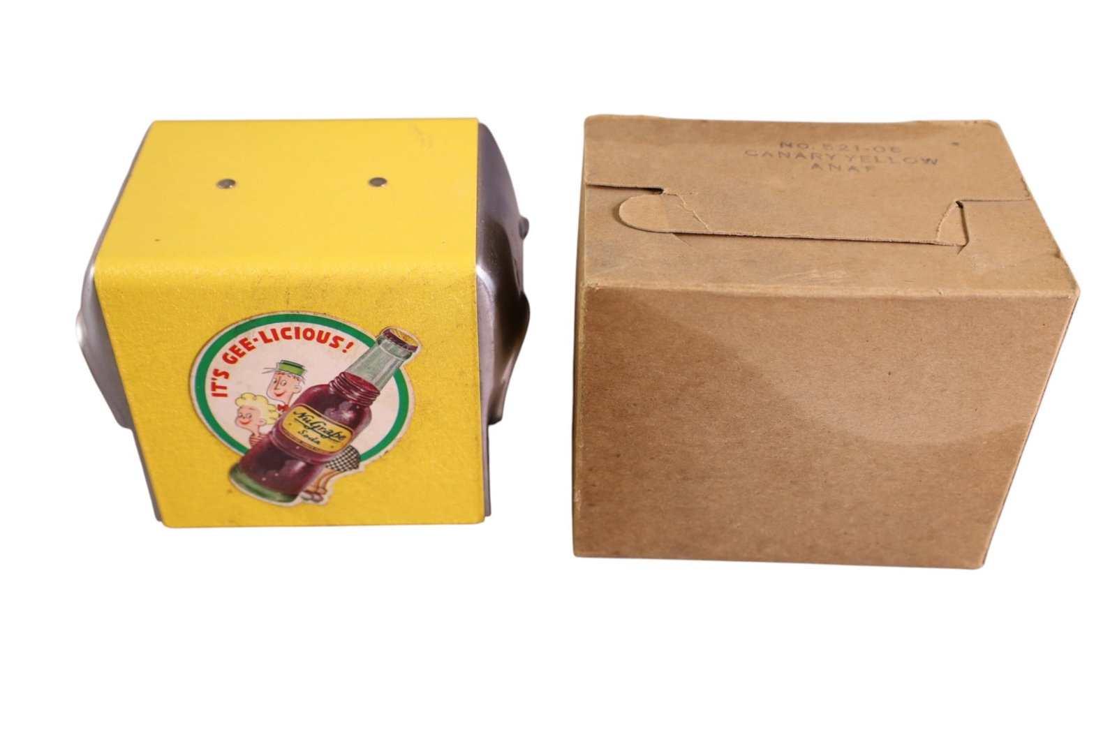 NAPKIN DISPENSER (1 of 3)