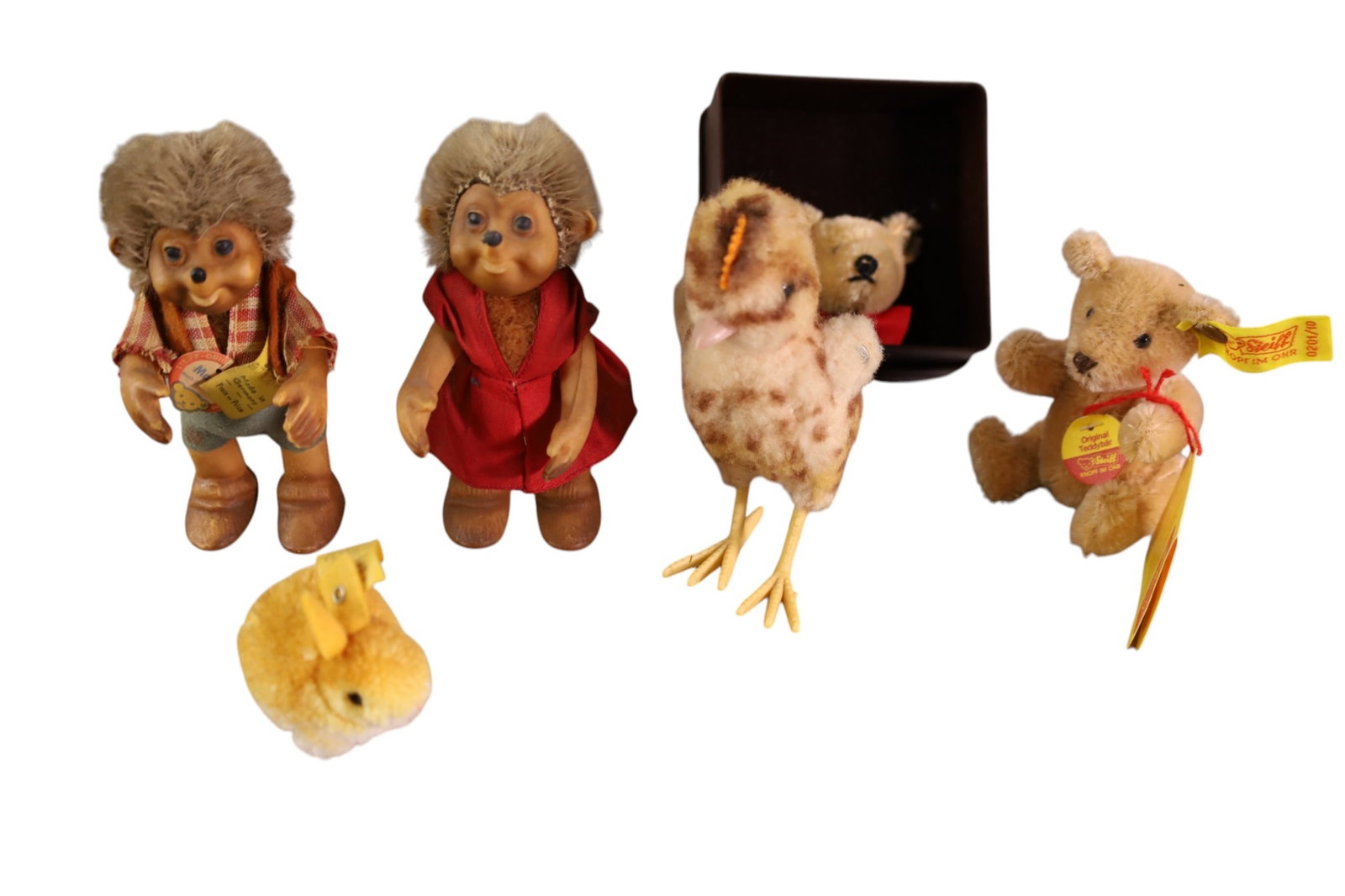 6 SMALL STEIFF ANIMALS (1 of 3)
