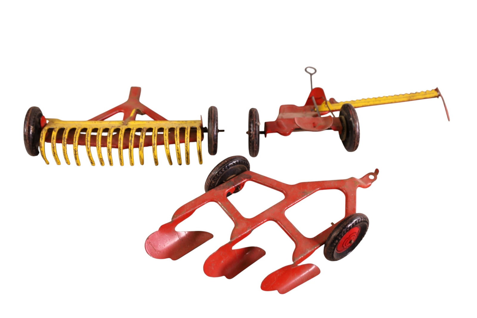 MARX PRESSED STEEL TRACTOR SET - 4