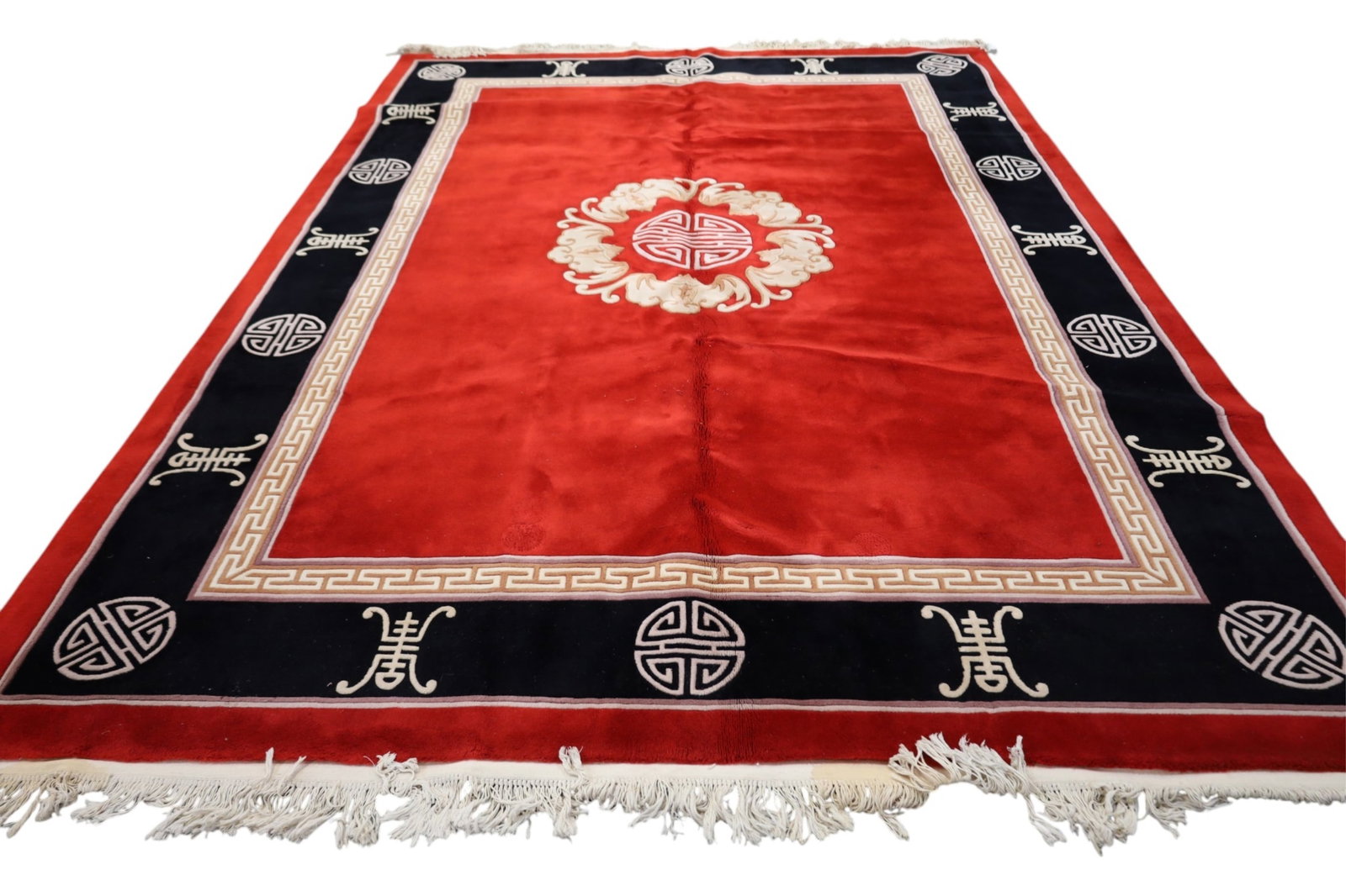 APPROX 8' 6" x 11' 6" CHINESE WOOL RUG: HANDMADE CHINESE WOOL RUG. THIS ITEM EXCEEDS SIZE LIMITATIONS FOR IN HOUSE SHIPPING, MUST BE PICKED UP IN HOUSE OR SHIPPED VIA 3rd PARTY GROUND SHIPPER.
