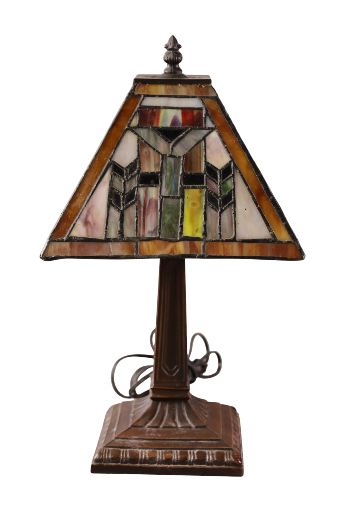 ARTS & CRAFTS STYLE LEADED GLASS LAMP: CONTEMPORARY SMALL LEADED GLASS TABLE LAMP, 17" H.
