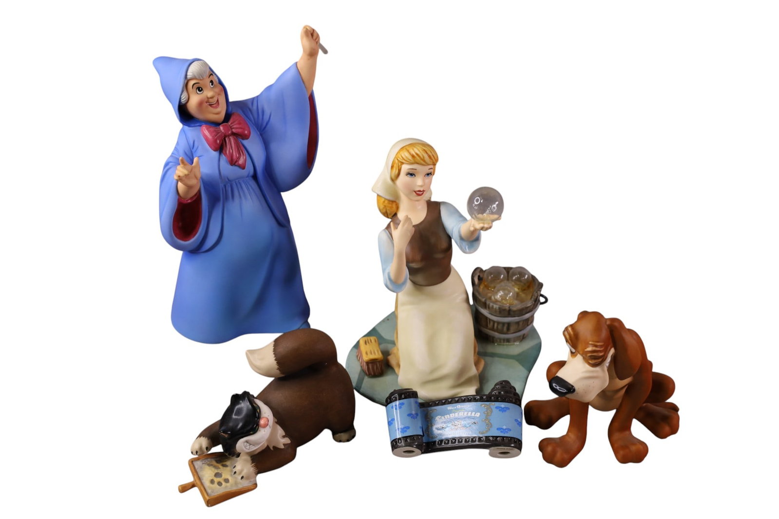 9 CINDERELLA FIGURES - 4
