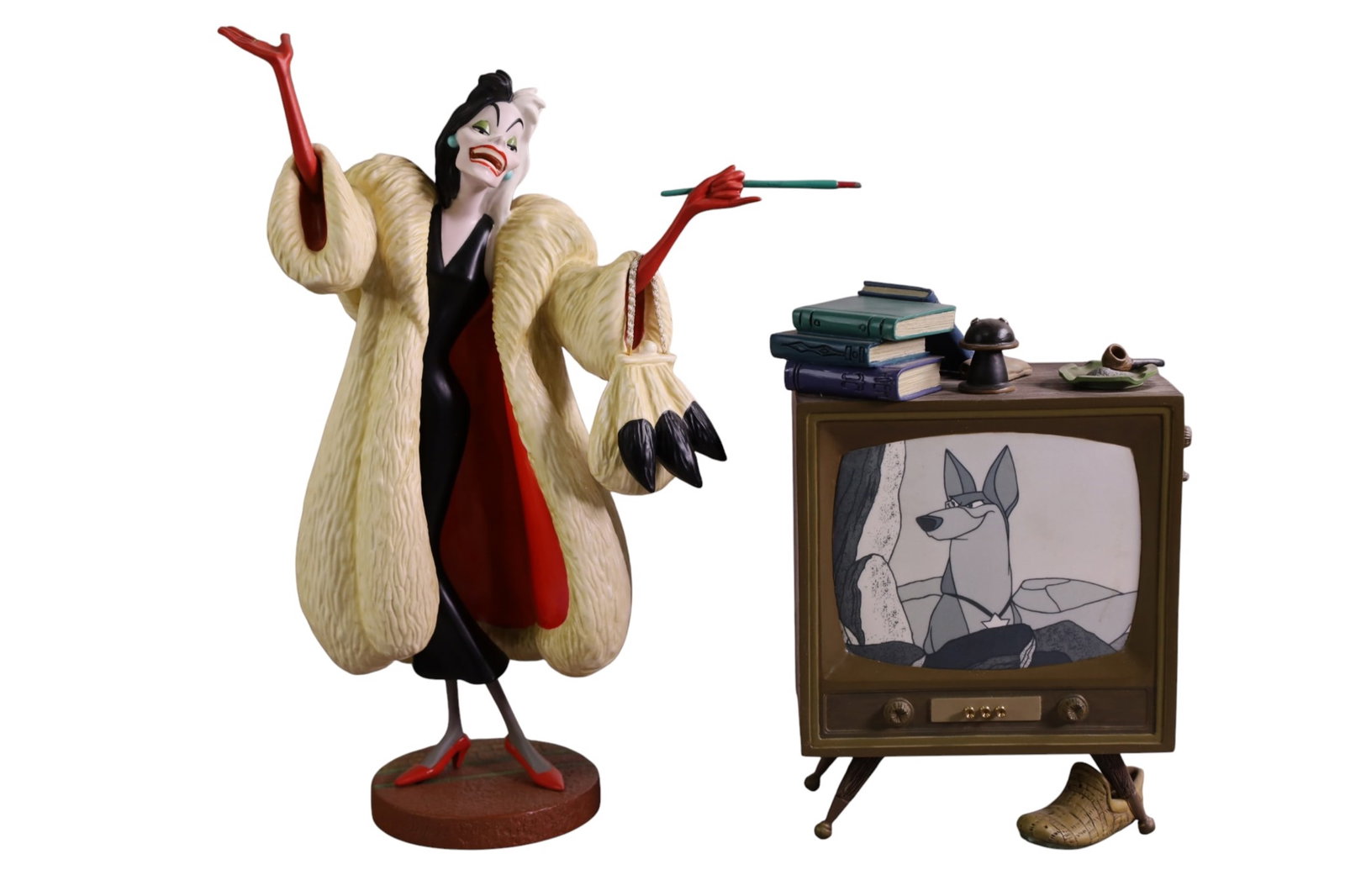 5 WALT DISNEY FIGURES - 3