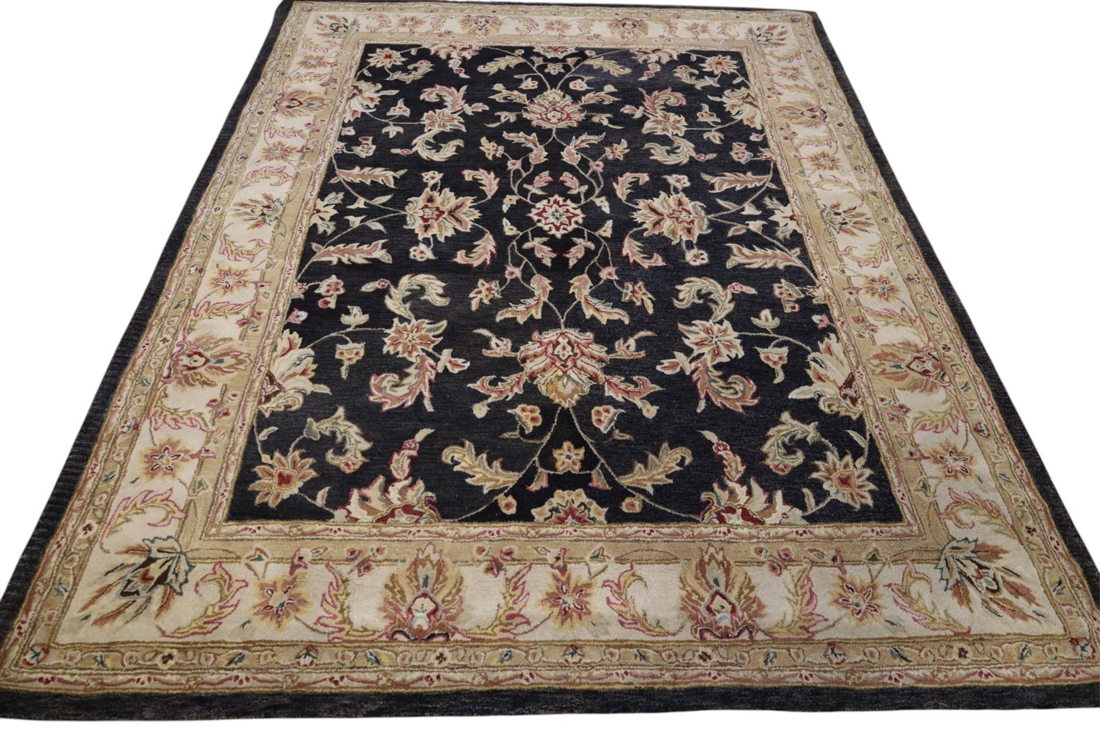APPROX 8' x 10' MACHINE MADE RUG: FLORAL DECORATED MACHINE MADE CHINESE RUG. EDGE WEAR. THIS ITEM EXCEEDS SIZE LIMITATIONS FOR IN HOUSE SHIPPING, MUST BE PICKED UP IN HOUSE OR SHIPPED VIA 3rd PARTY GROUND SHIPPER.