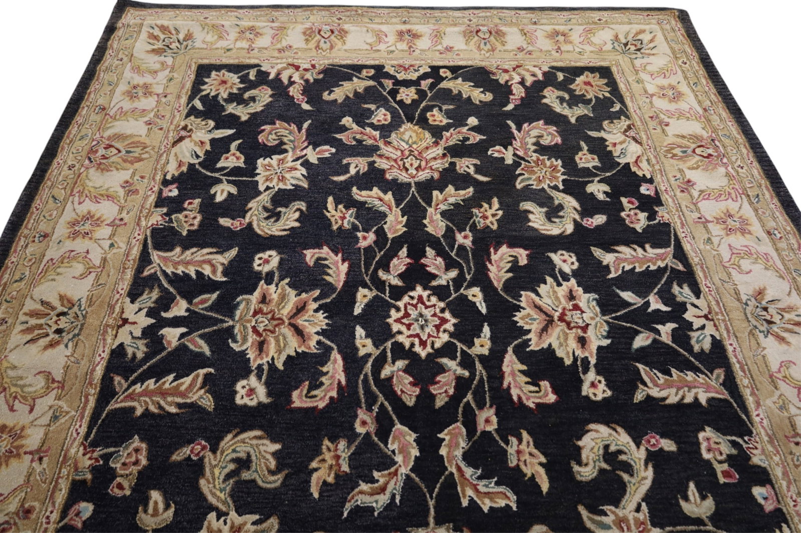 APPROX 8' x 10' MACHINE MADE RUG - 3