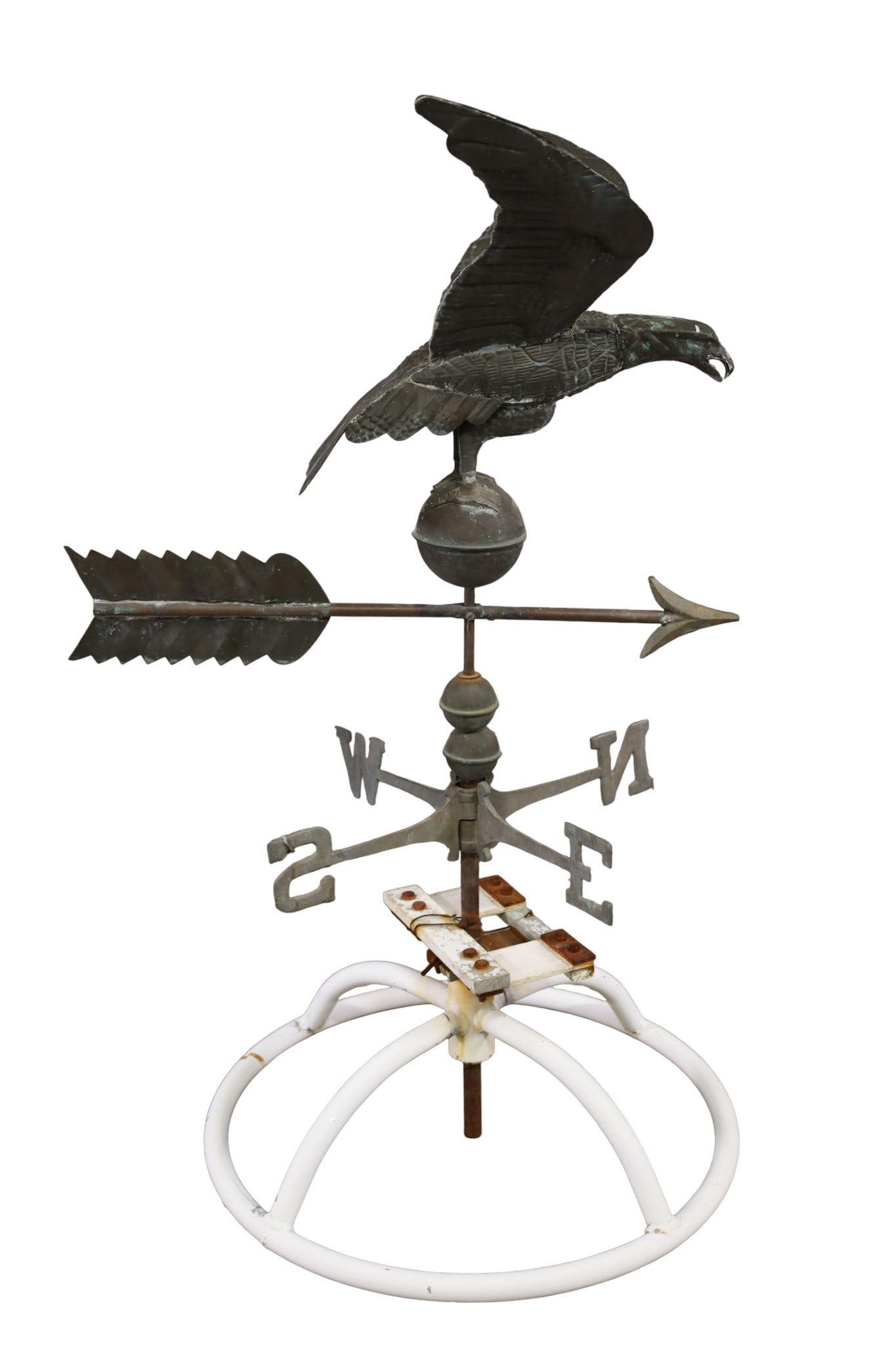 EAGLE WEATHERVANE: EAGLE WEATHERVANE ON STAND, 20" W x 22" H. THIS ITEM EXCEEDS SIZE LIMITATIONS FOR IN HOUSE SHIPPING, MUST BE PICKED UP IN HOUSE OR SHIPPED VIA 3rd PARTY GROUND SHIPPER.