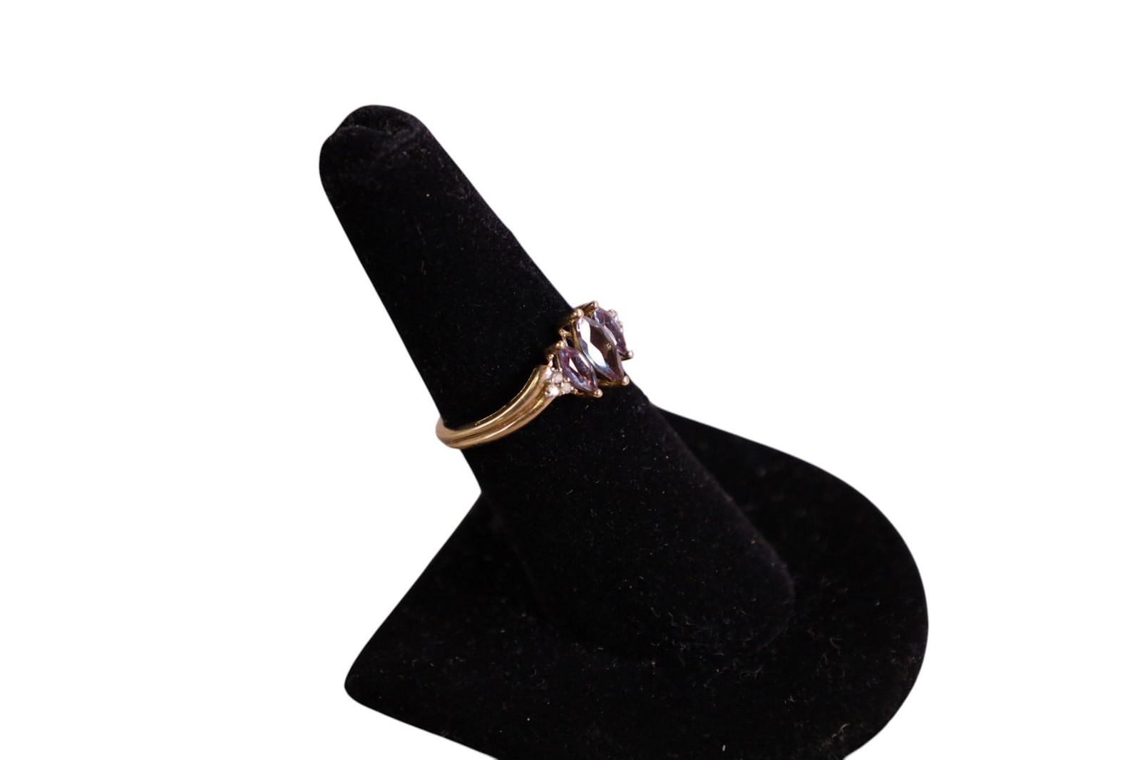 5 10K GOLD RINGS - 11